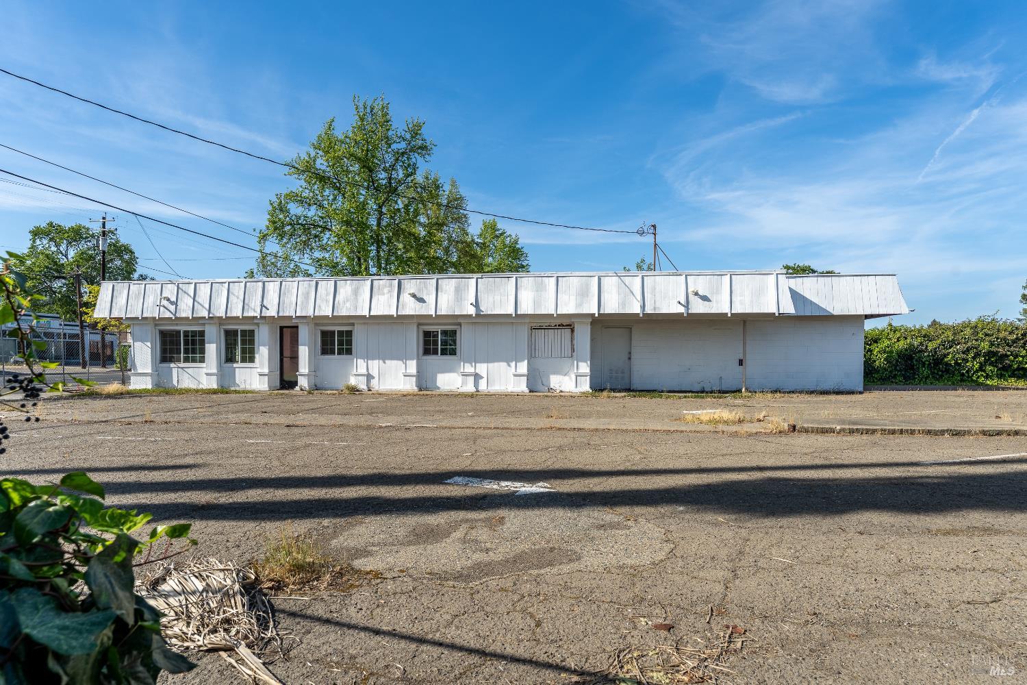 Detail Gallery Image 2 of 14 For 735 S State St, Ukiah,  CA 95482 - – Beds | – Baths