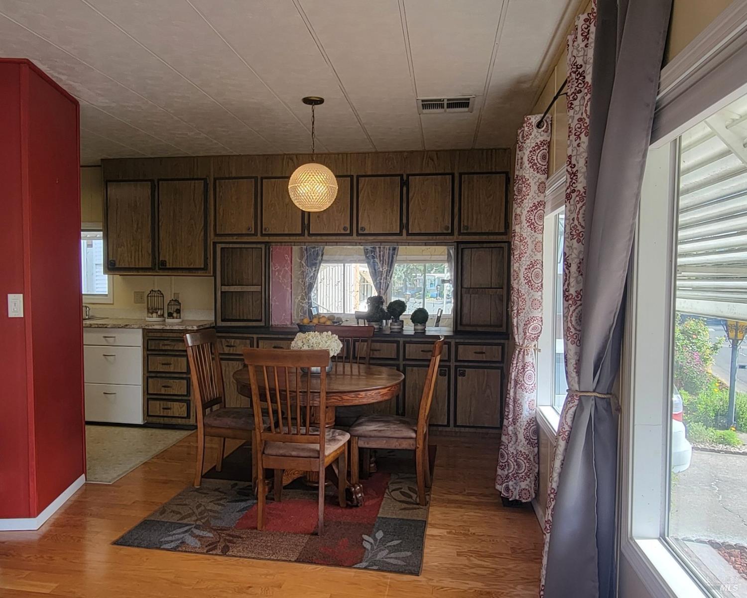 Detail Gallery Image 14 of 32 For 460 E Gobbi St 3, Ukiah,  CA 95482 - 2 Beds | 2 Baths