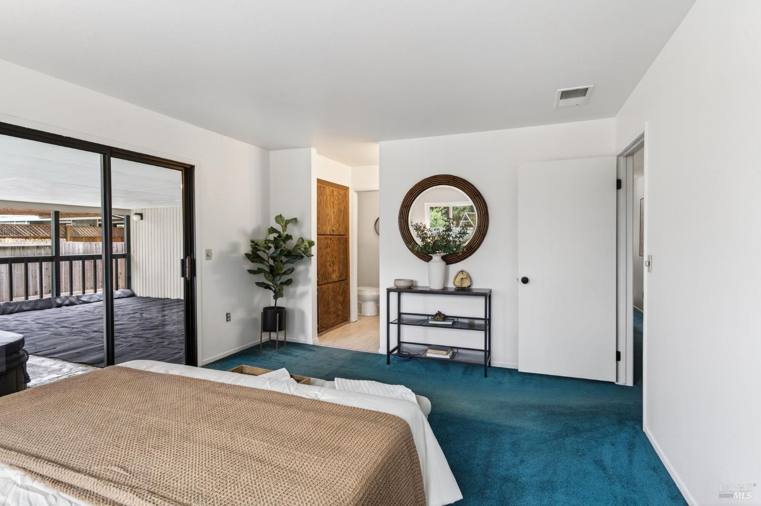 Detail Gallery Image 14 of 21 For 6174 San Benito Ct, Rohnert Park,  CA 94928 - 4 Beds | 2 Baths