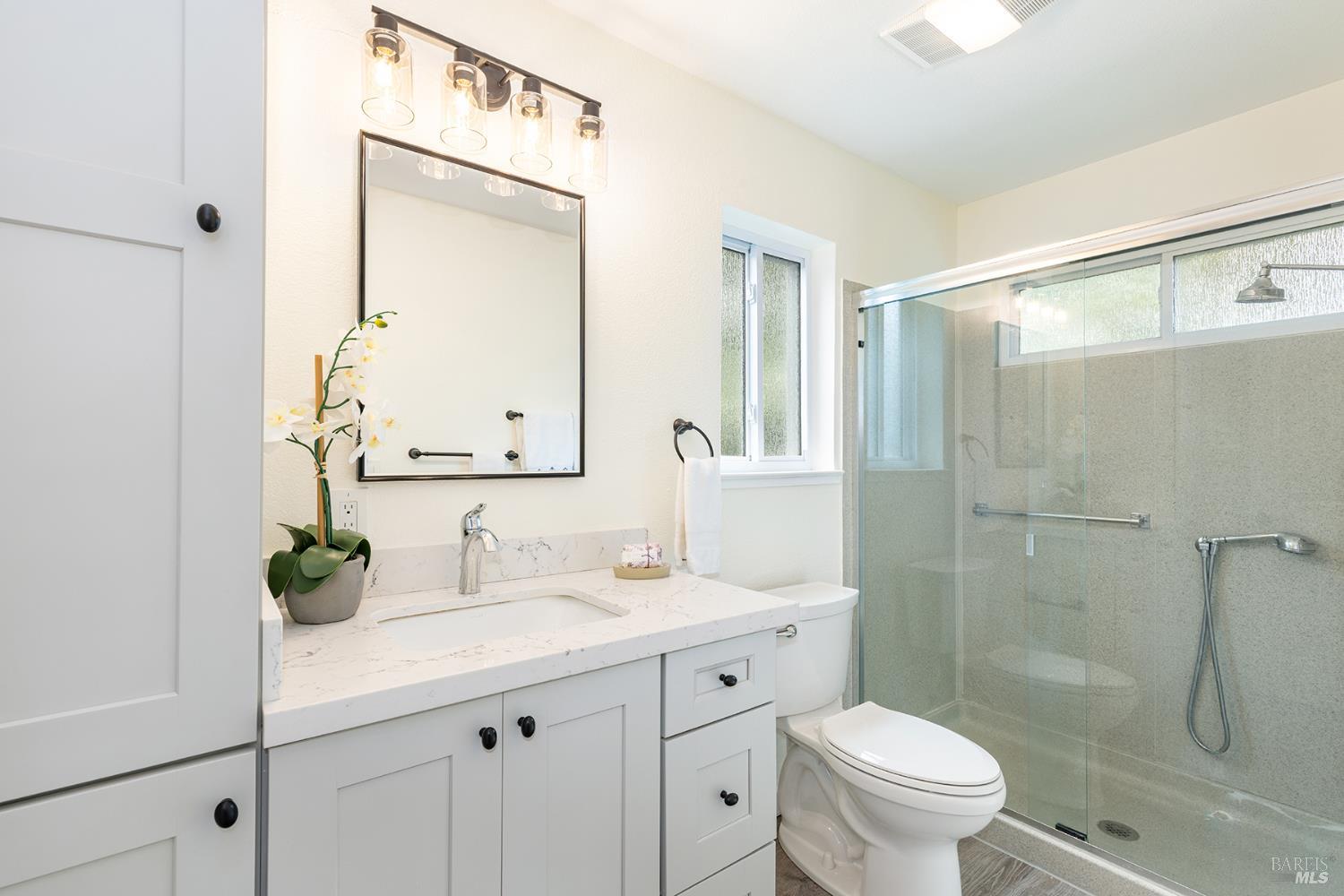 Detail Gallery Image 33 of 54 For 2431 Shoreline Dr, Napa,  CA 94558 - 3 Beds | 2 Baths