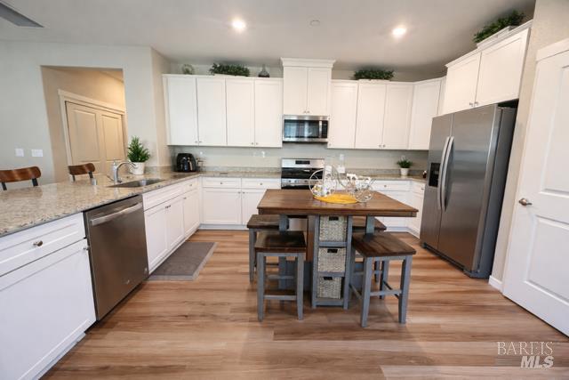 Detail Gallery Image 3 of 11 For 2250 Lavander Pl, Rio Vista,  CA 94571 - 3 Beds | 2 Baths