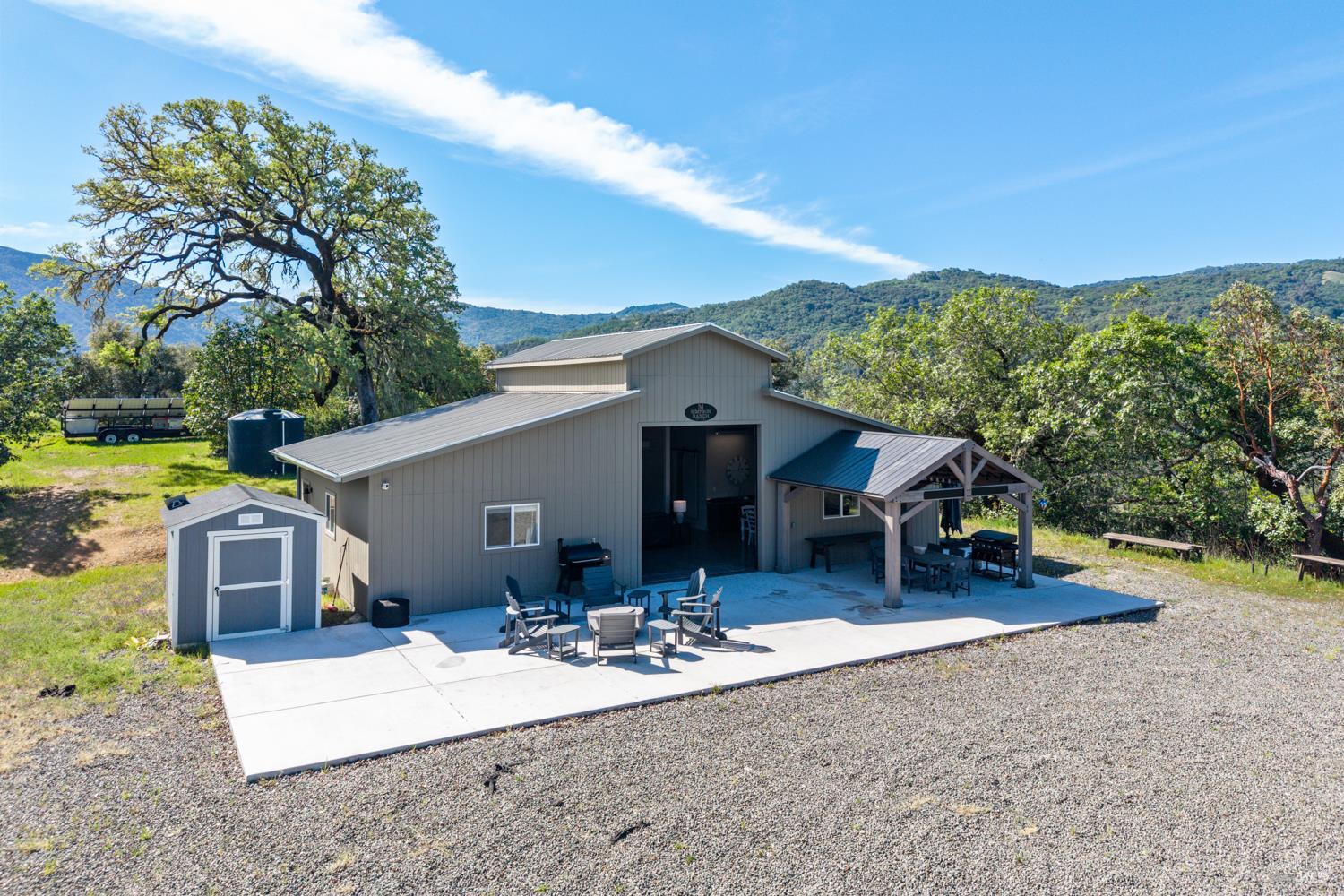 Detail Gallery Image 6 of 48 For 2800 Feliz Creek Rd, Hopland,  CA 95449 - – Beds | – Baths