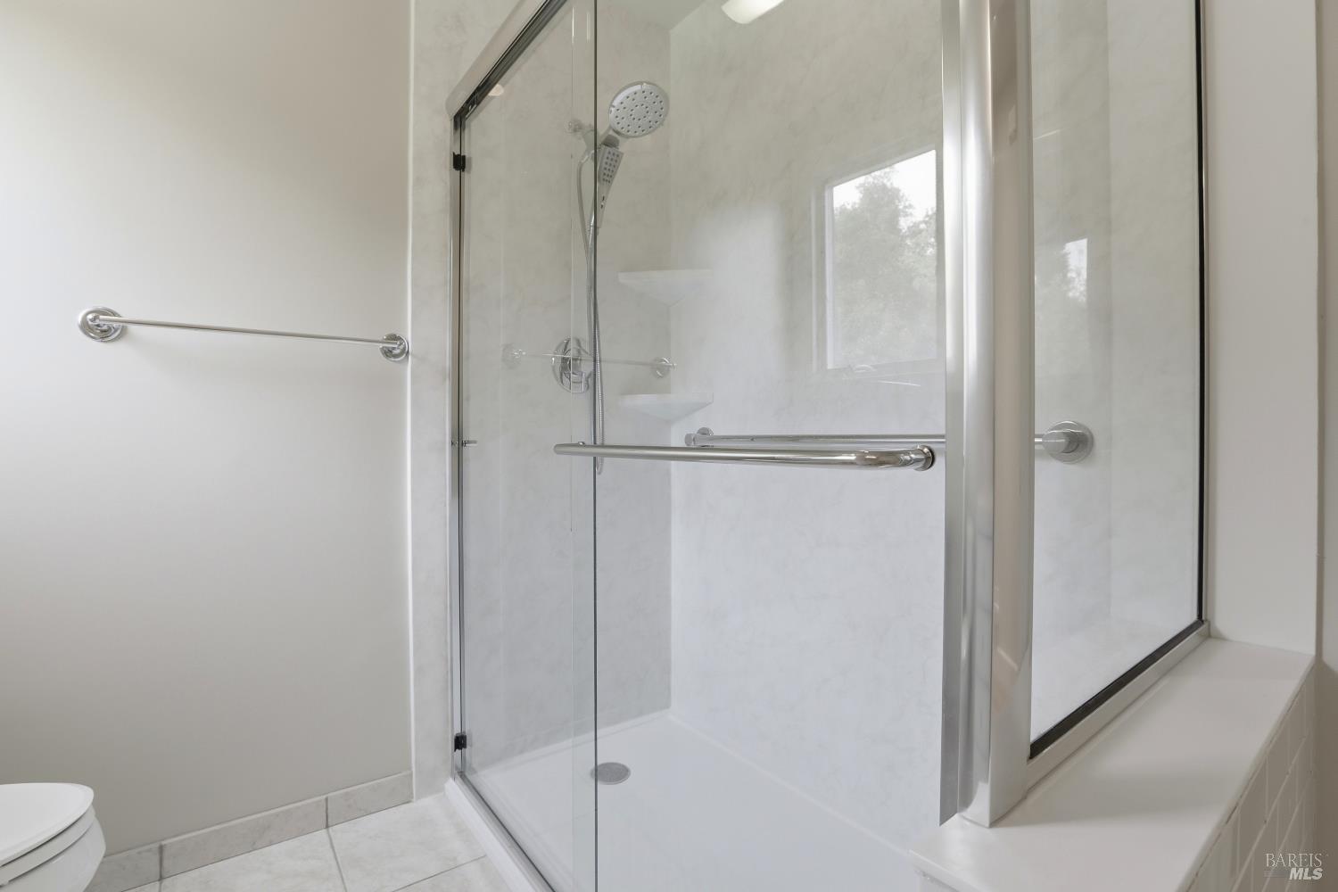 Detail Gallery Image 21 of 29 For 2166 5th Ave, San Rafael,  CA 94901 - 3 Beds | 1 Baths