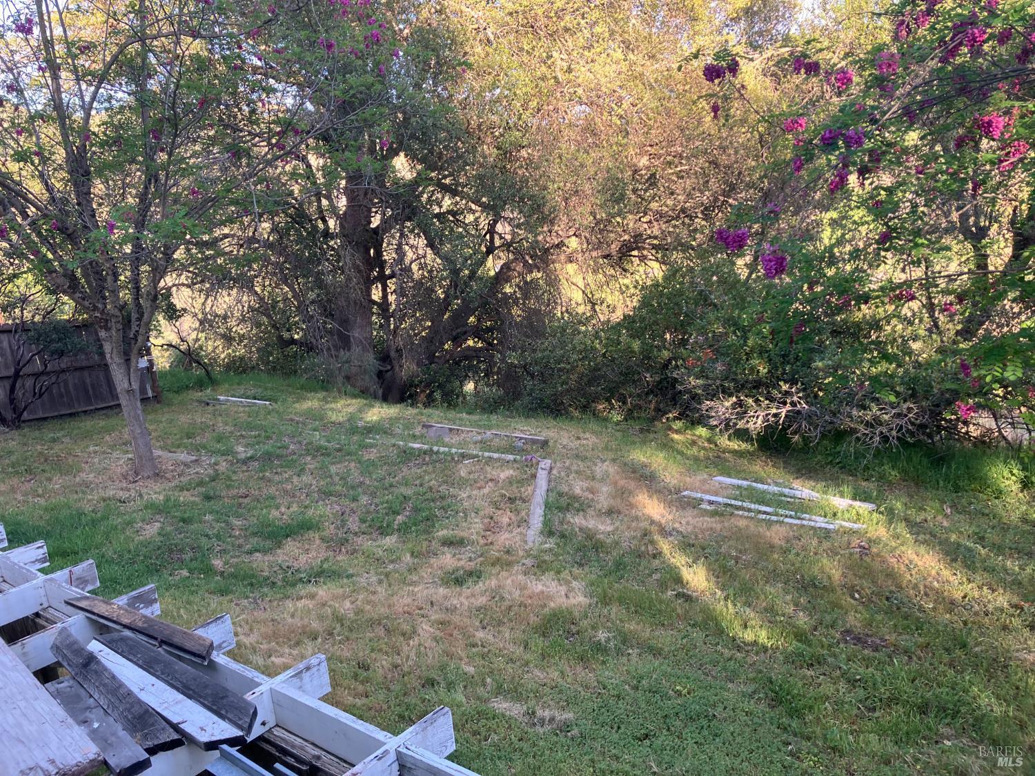 Detail Gallery Image 8 of 30 For 17440 Cache Creek Rd, Clearlake Oaks,  CA 95423 - 3 Beds | 2 Baths