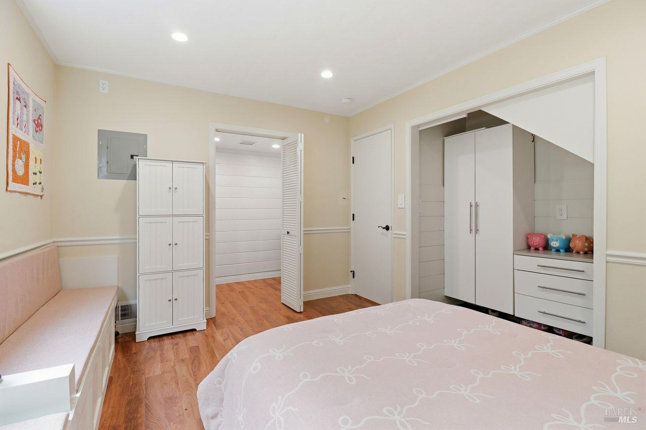 Detail Gallery Image 27 of 46 For 54 Manzanita Ave, Novato,  CA 94945 - 3 Beds | 2 Baths