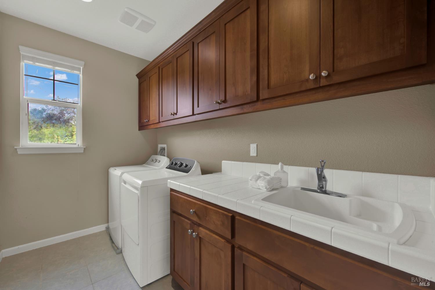 Detail Gallery Image 58 of 82 For 18 Riverton Ct, Napa,  CA 94558 - 4 Beds | 2/1 Baths