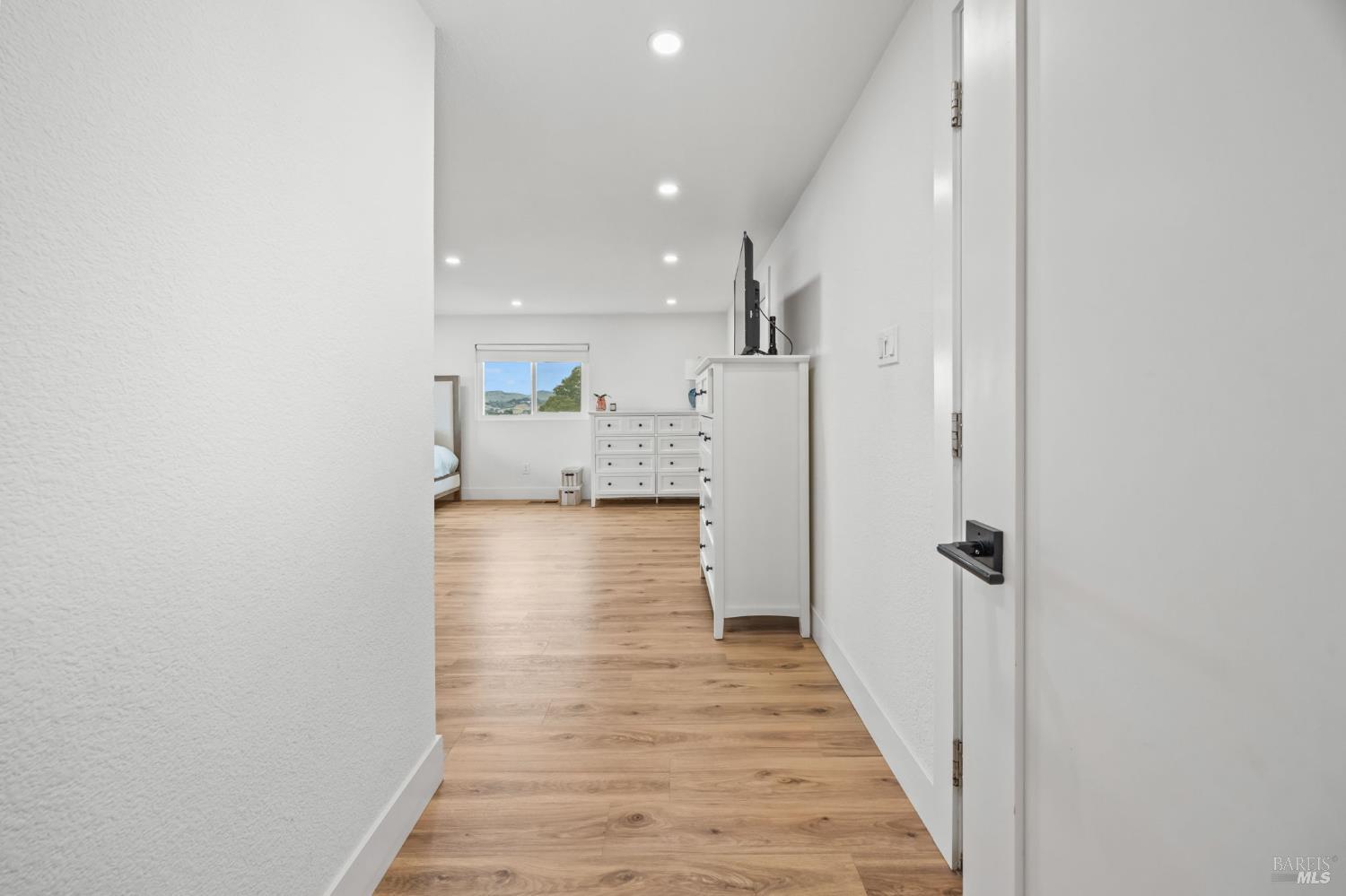 Detail Gallery Image 17 of 36 For 136 Renida St, Vallejo,  CA 94591 - 4 Beds | 3 Baths