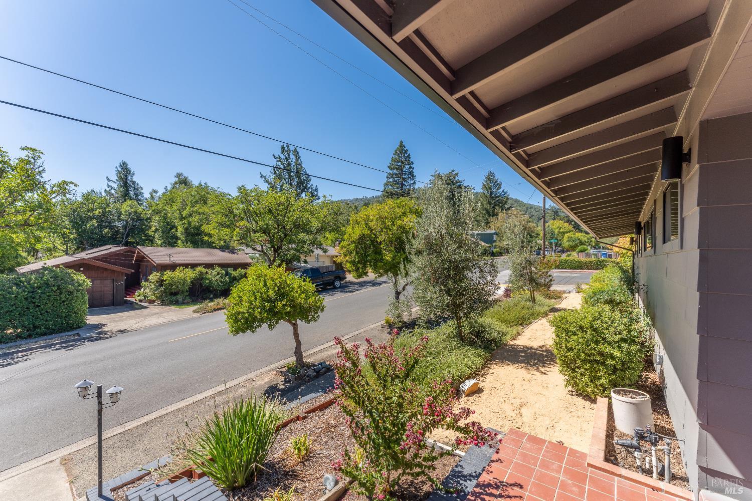 Detail Gallery Image 5 of 40 For 788 Walnut Ave, Ukiah,  CA 95482 - 3 Beds | 3/2 Baths