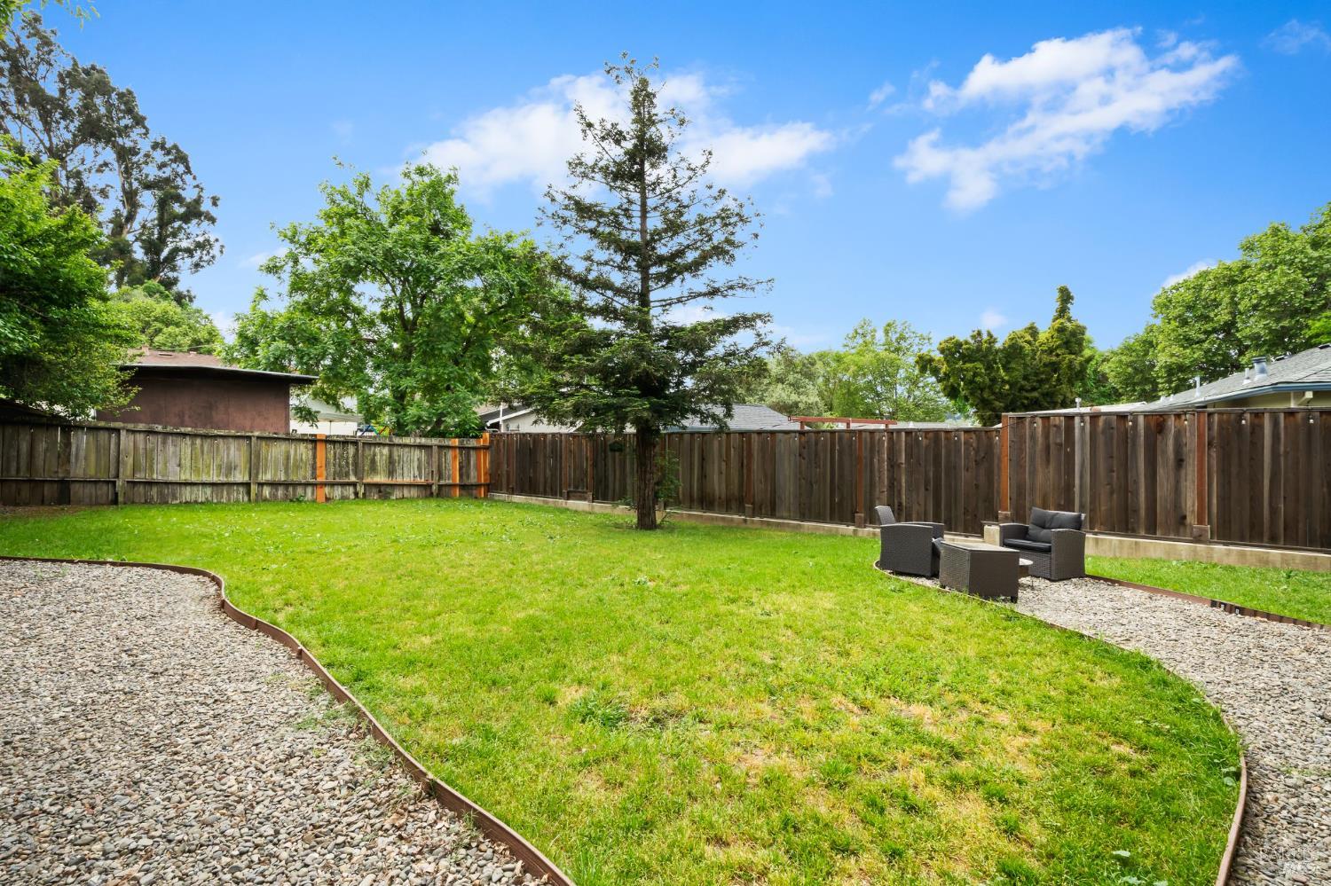 Detail Gallery Image 23 of 34 For 218 Hillcrest Ave, Benicia,  CA 94510 - 2 Beds | 1 Baths