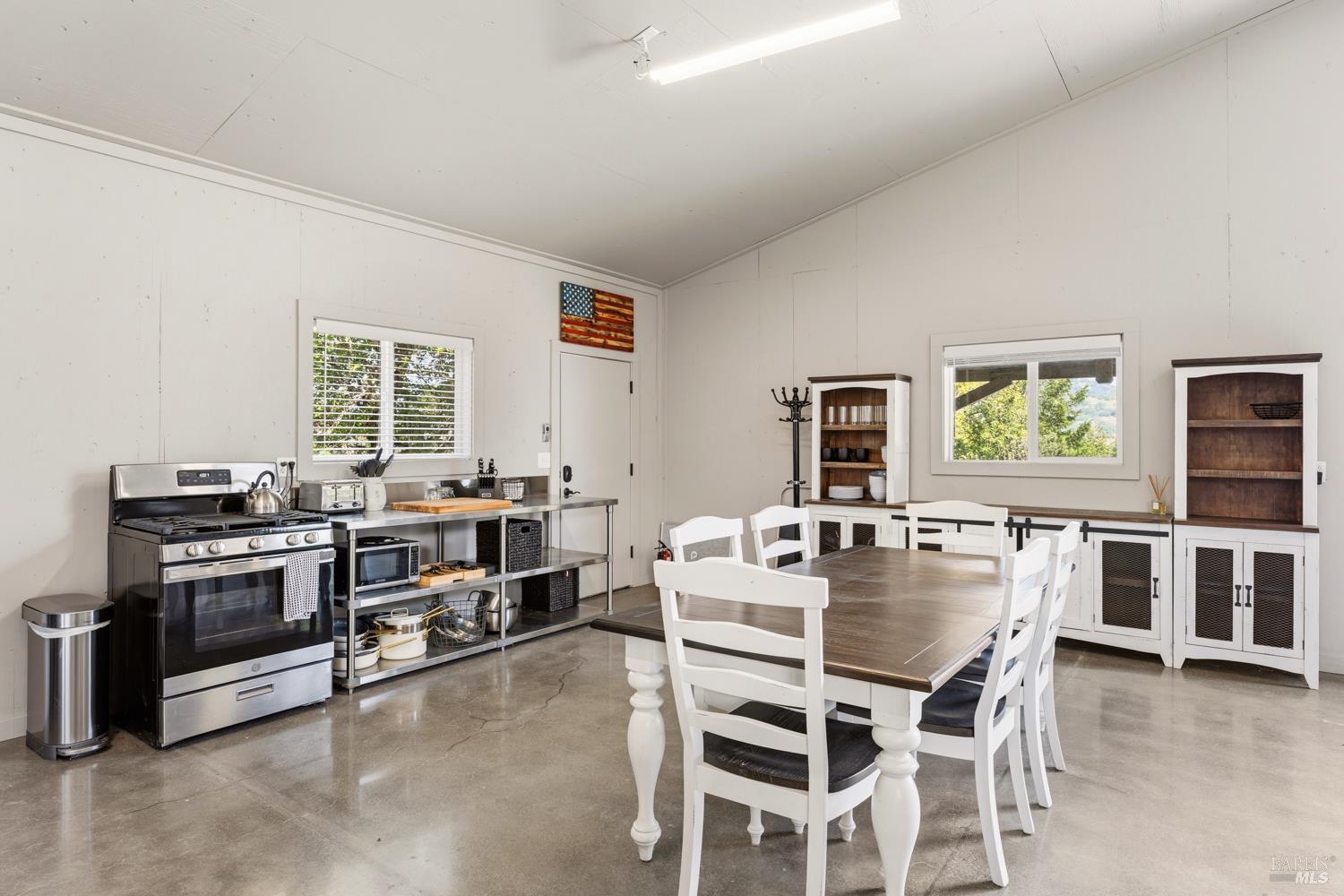 Detail Gallery Image 15 of 48 For 2800 Feliz Creek Rd, Hopland,  CA 95449 - – Beds | – Baths