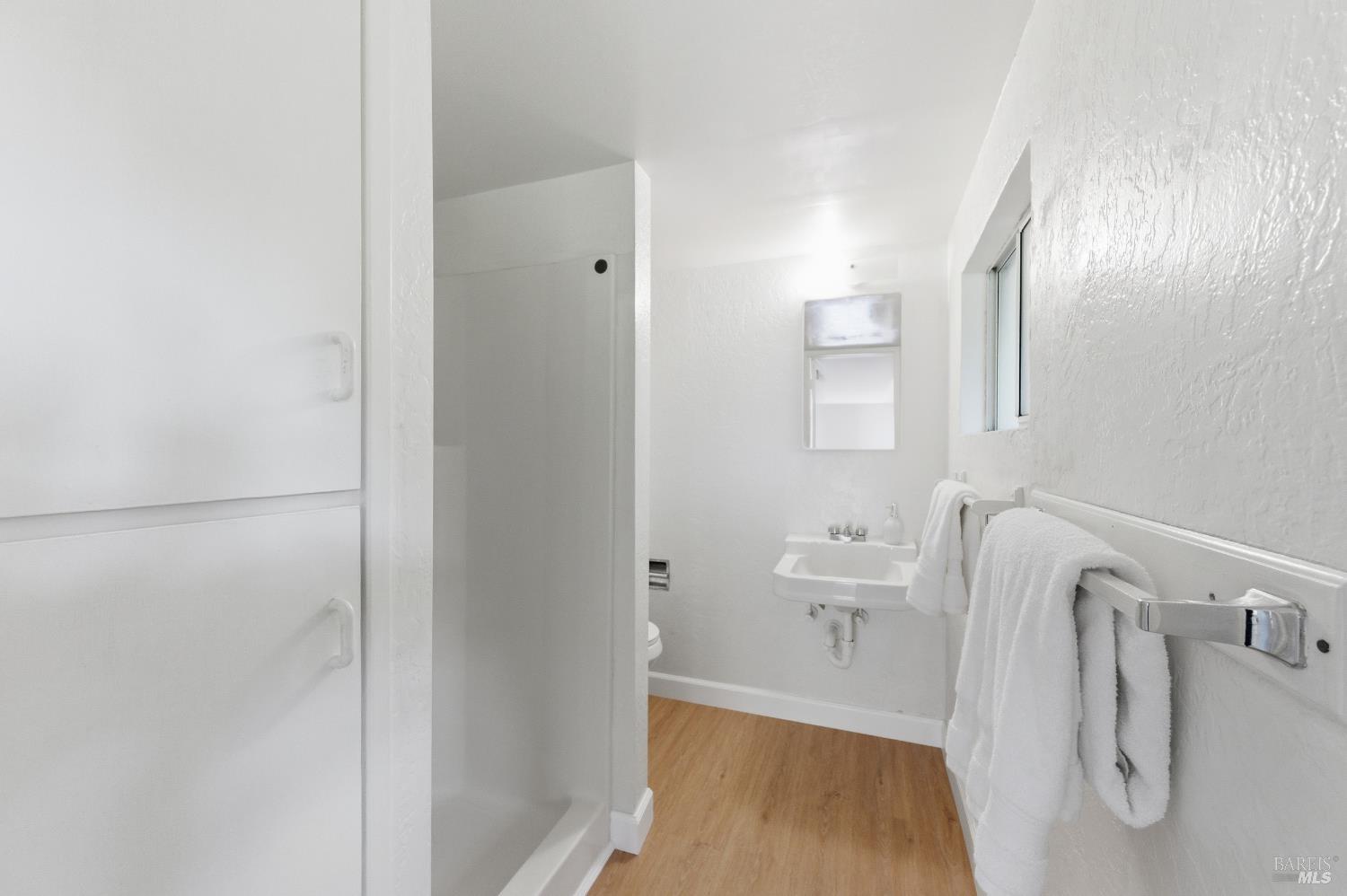 Detail Gallery Image 42 of 59 For 178 Reservoir Rd, San Rafael,  CA 94901 - 4 Beds | 3 Baths