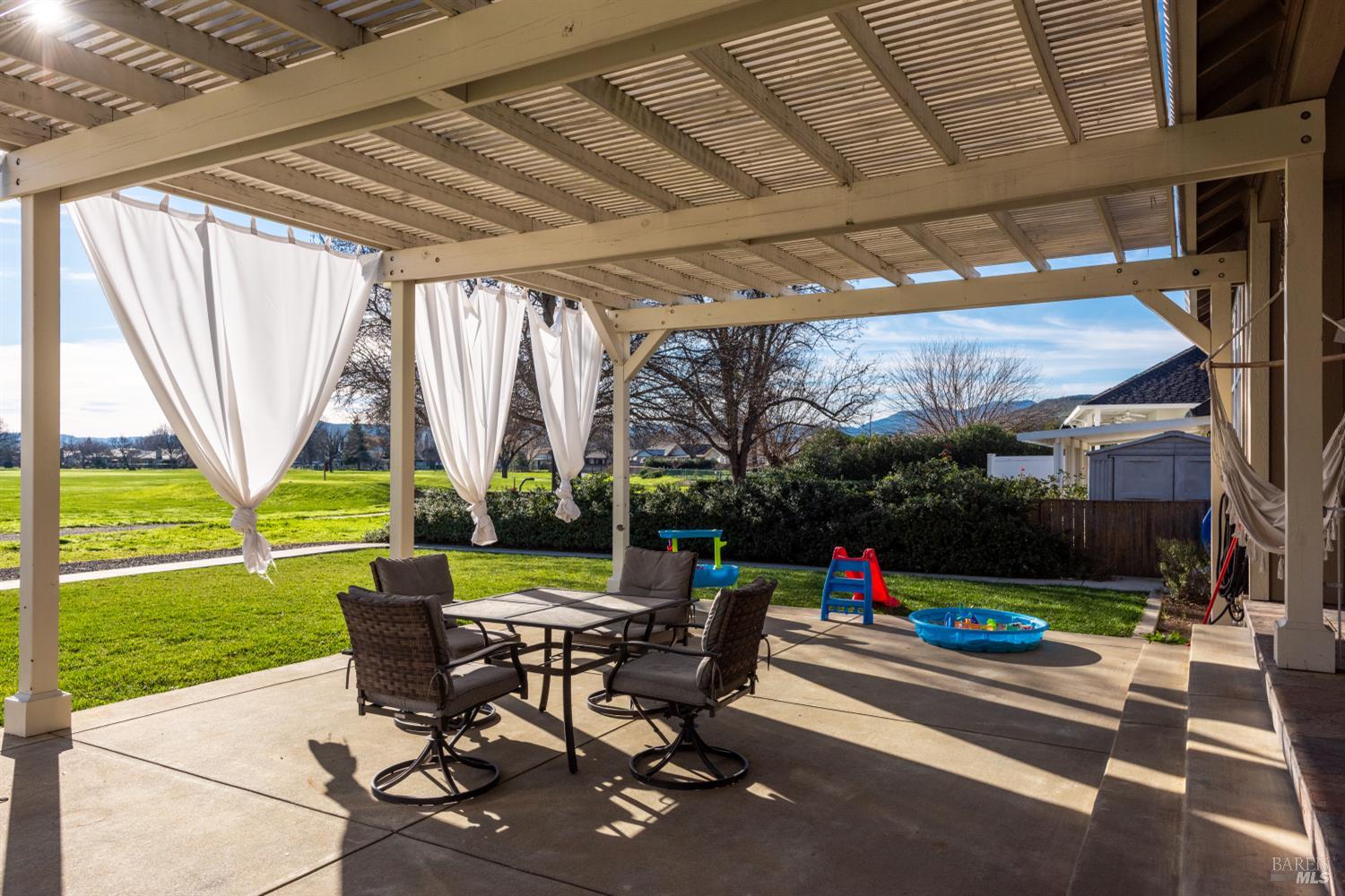 Detail Gallery Image 34 of 37 For 18094 Spyglass Rd, Hidden Valley Lake,  CA 95467 - 3 Beds | 2 Baths