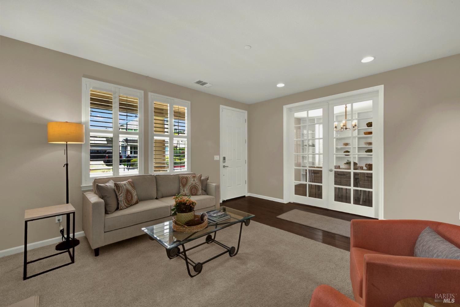 Detail Gallery Image 12 of 82 For 18 Riverton Ct, Napa,  CA 94558 - 4 Beds | 2/1 Baths