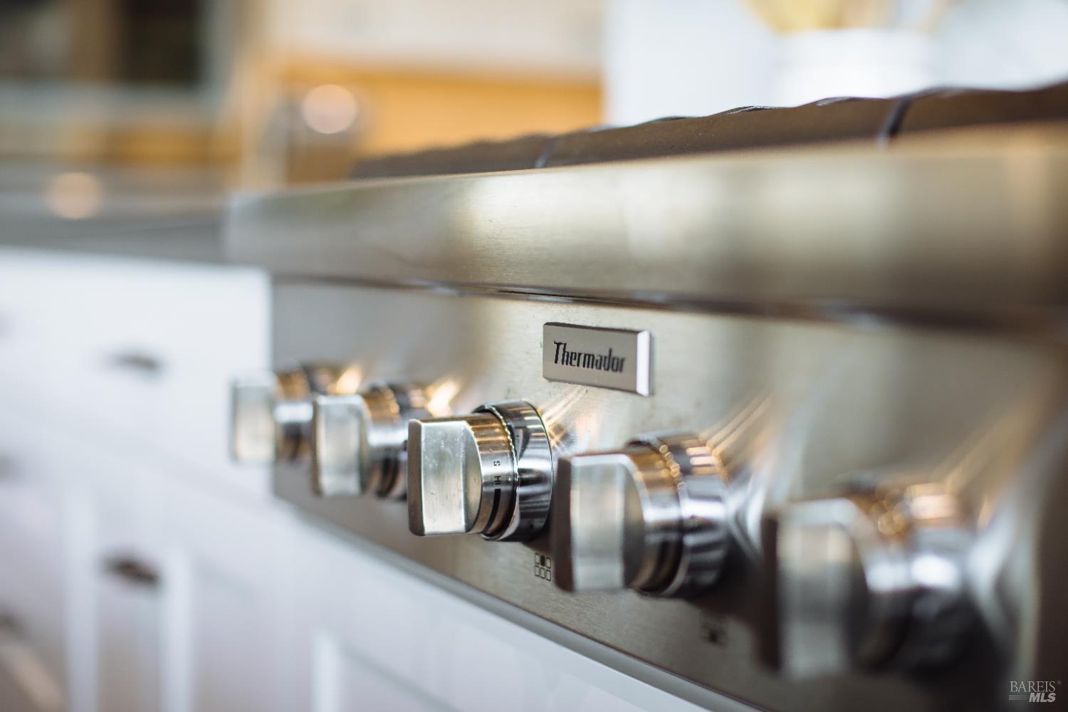 Detail Gallery Image 13 of 74 For 4125 Wallace Rd, Santa Rosa,  CA 95404 - 3 Beds | 4/1 Baths