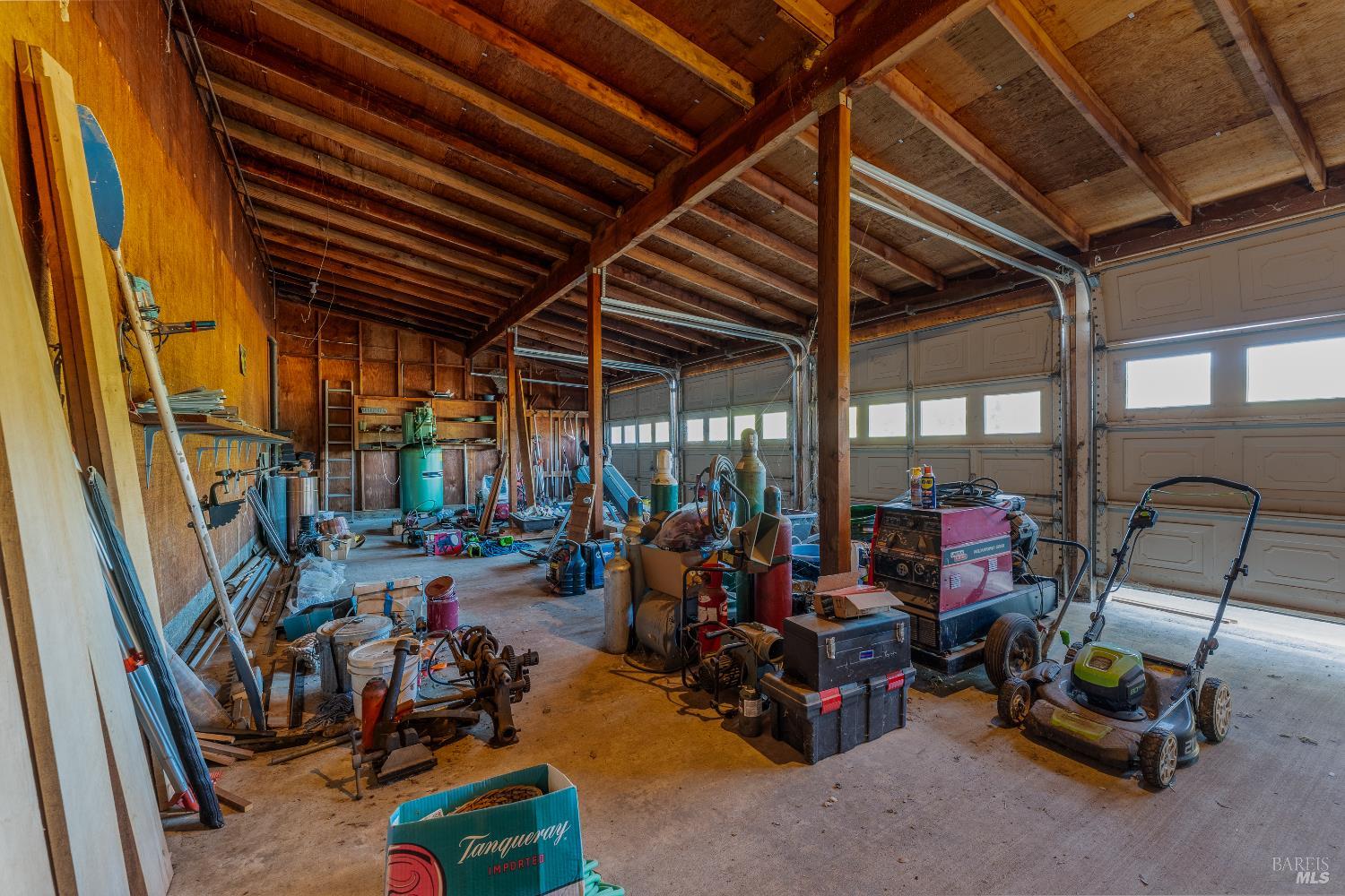 Detail Gallery Image 28 of 41 For 1961 Foothill Dr, Redwood Valley,  CA 95470 - 4 Beds | 2/1 Baths