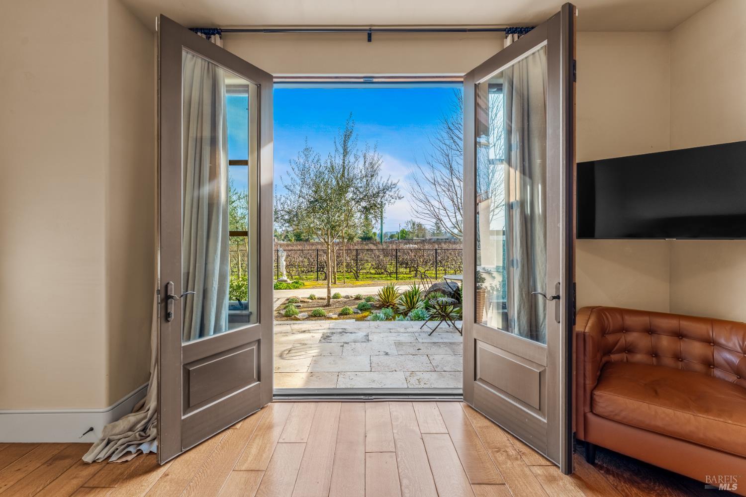 Detail Gallery Image 41 of 74 For 21 Vista Ranch Rd, Napa,  CA 94558 - 4 Beds | 4/1 Baths