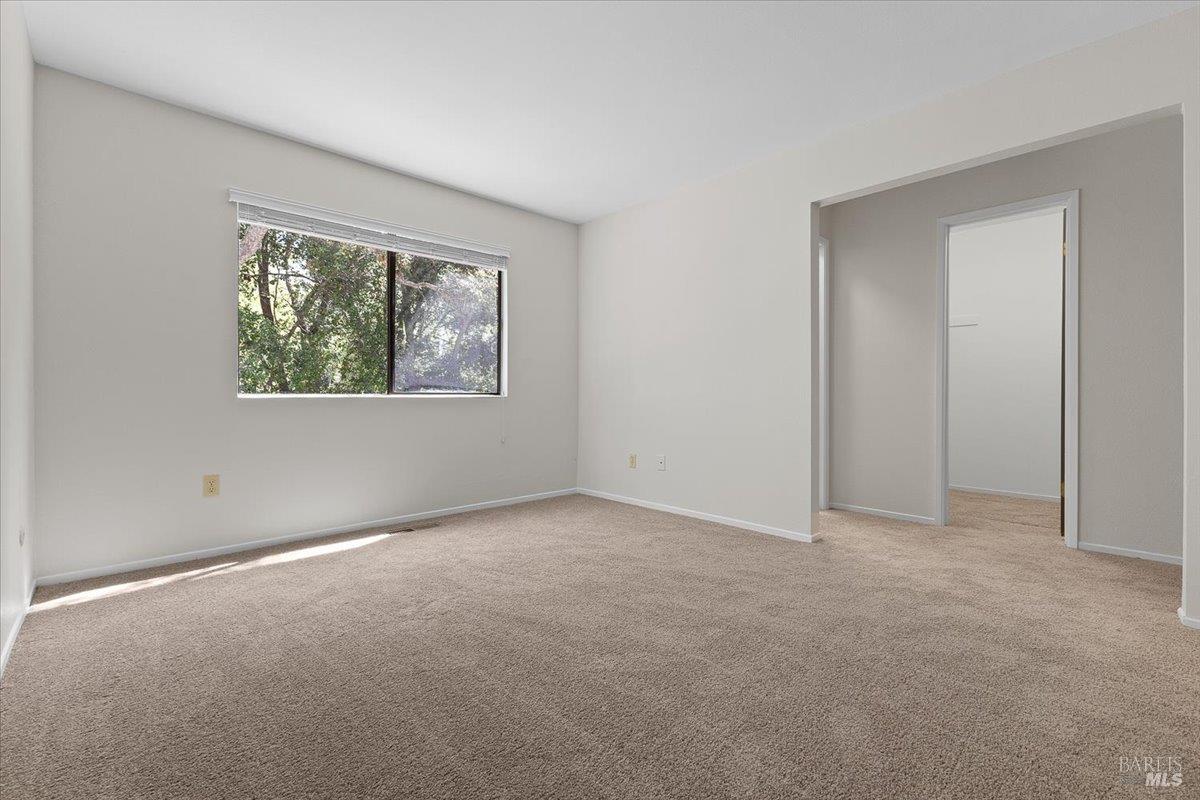 Detail Gallery Image 24 of 37 For 920 Shady Oak Dr, Santa Rosa,  CA 95404 - 3 Beds | 2 Baths