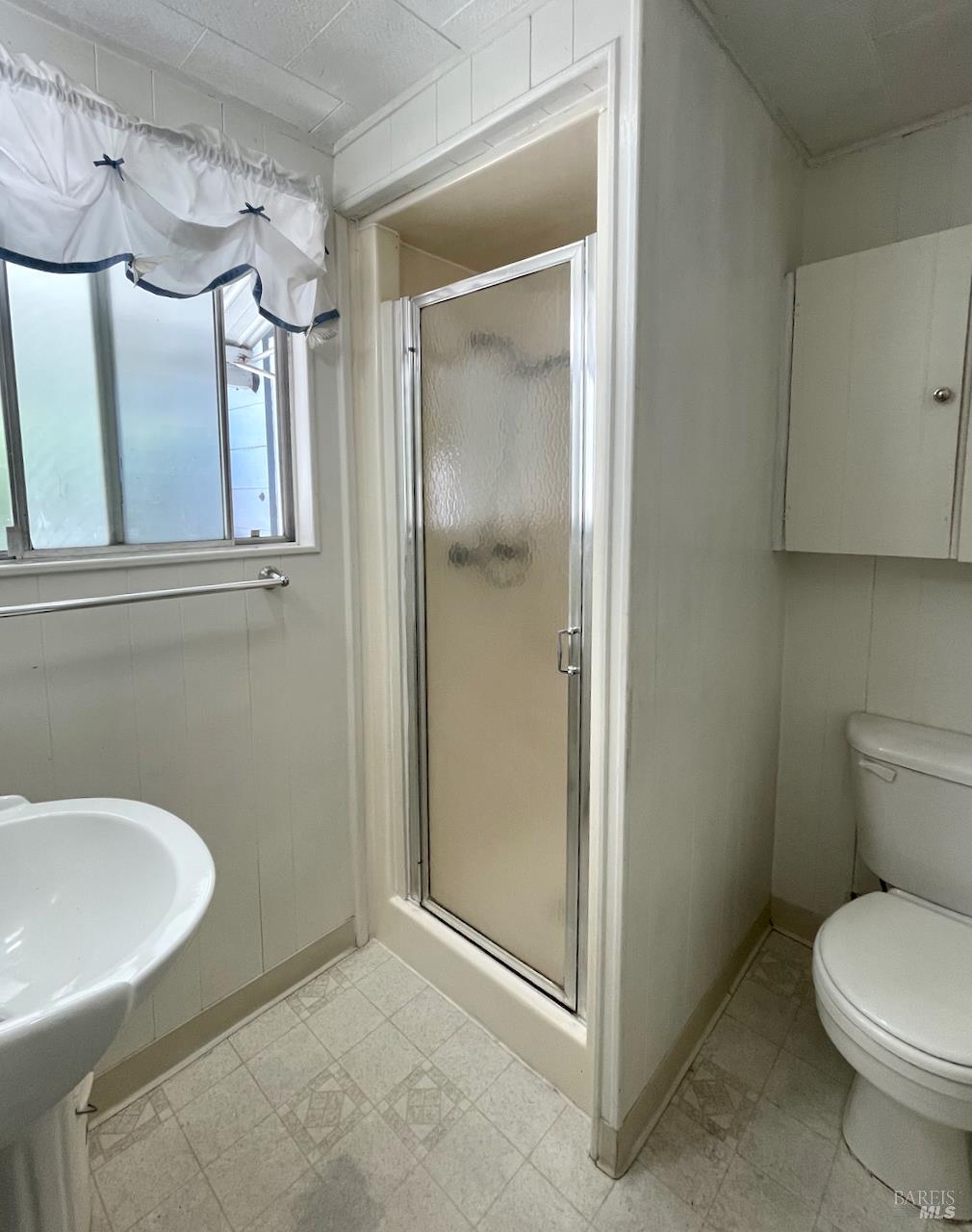 Detail Gallery Image 11 of 33 For 1690 Beaver St, Santa Rosa,  CA 95404 - – Beds | – Baths