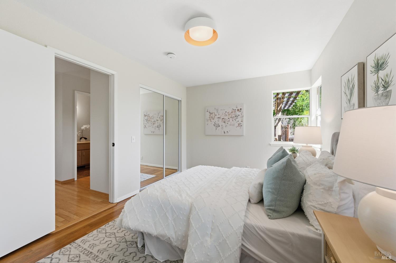 Detail Gallery Image 27 of 59 For 178 Reservoir Rd, San Rafael,  CA 94901 - 4 Beds | 3 Baths