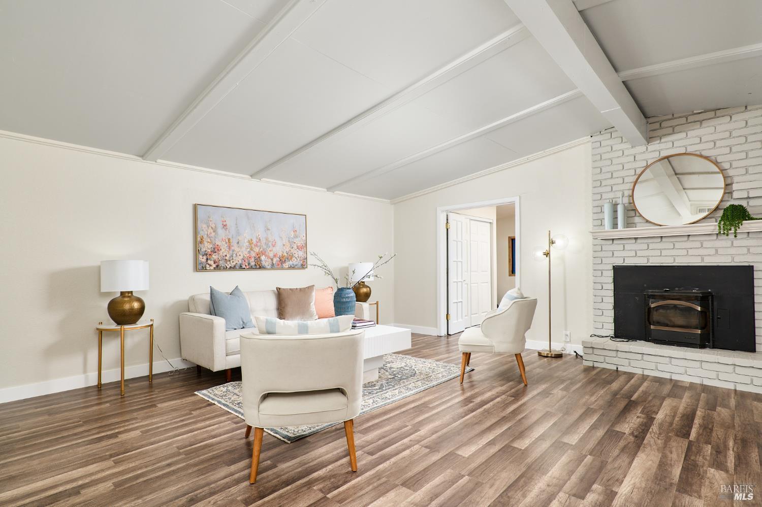 Detail Gallery Image 4 of 8 For 1745 Utah St, Fairfield,  CA 94533 - 4 Beds | 1/1 Baths