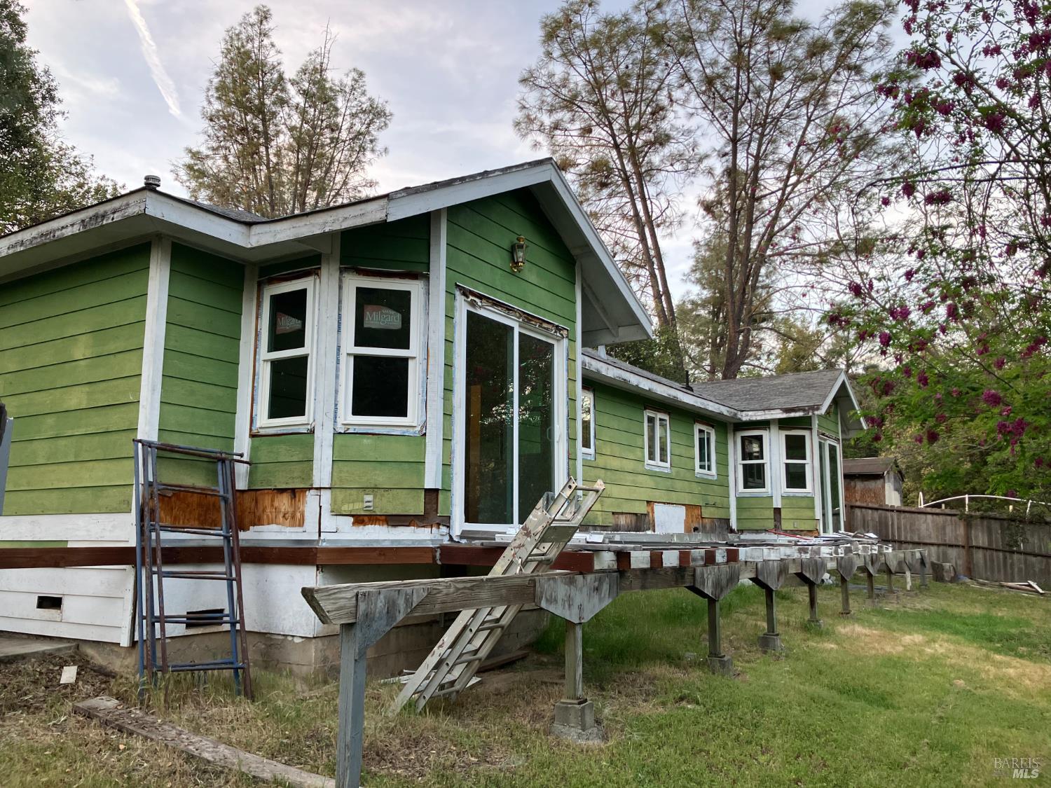 Detail Gallery Image 6 of 30 For 17440 Cache Creek Rd, Clearlake Oaks,  CA 95423 - 3 Beds | 2 Baths