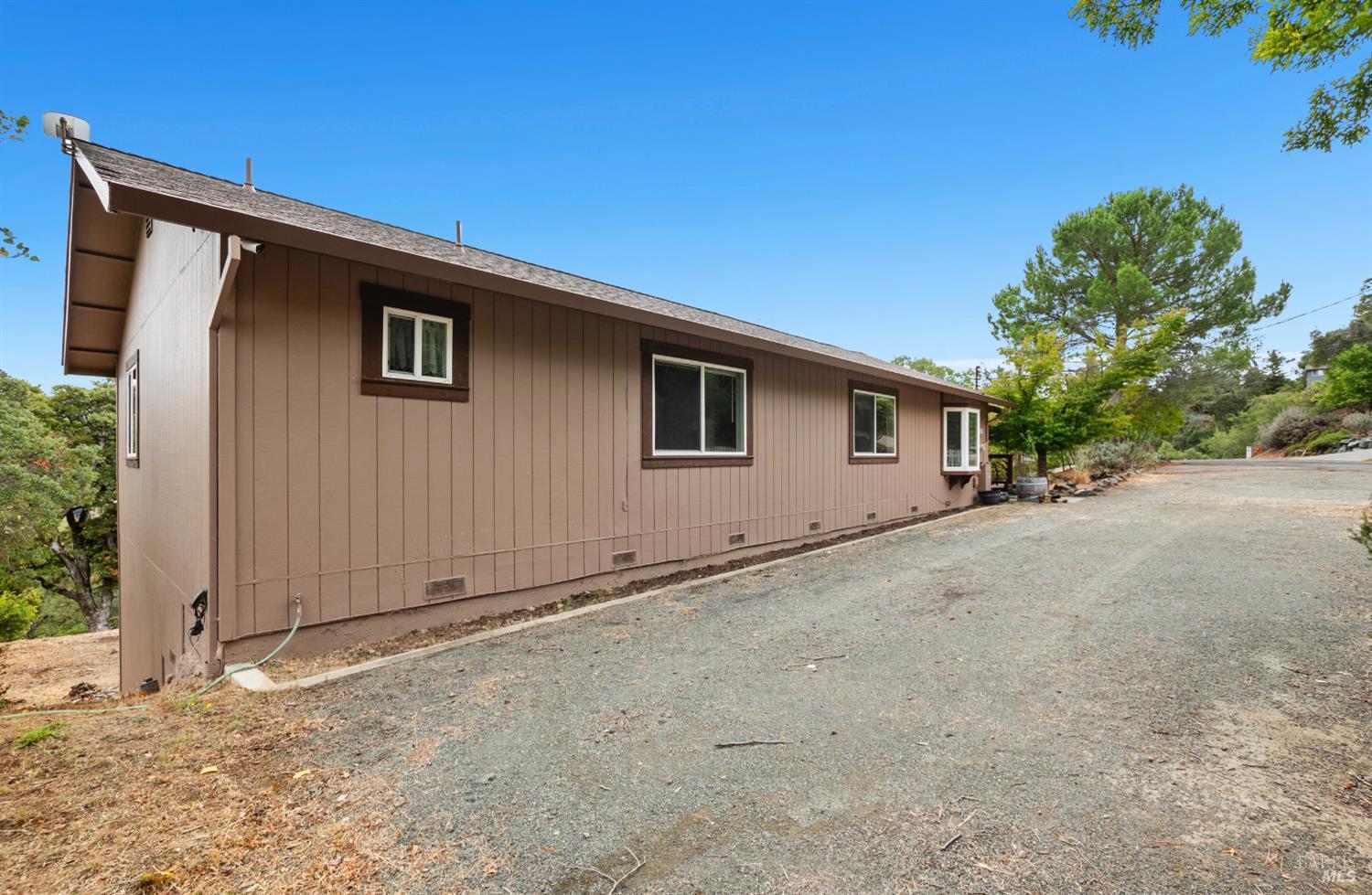 Detail Gallery Image 40 of 54 For 6 Blackwood Ct, Napa,  CA 94558 - 3 Beds | 2 Baths