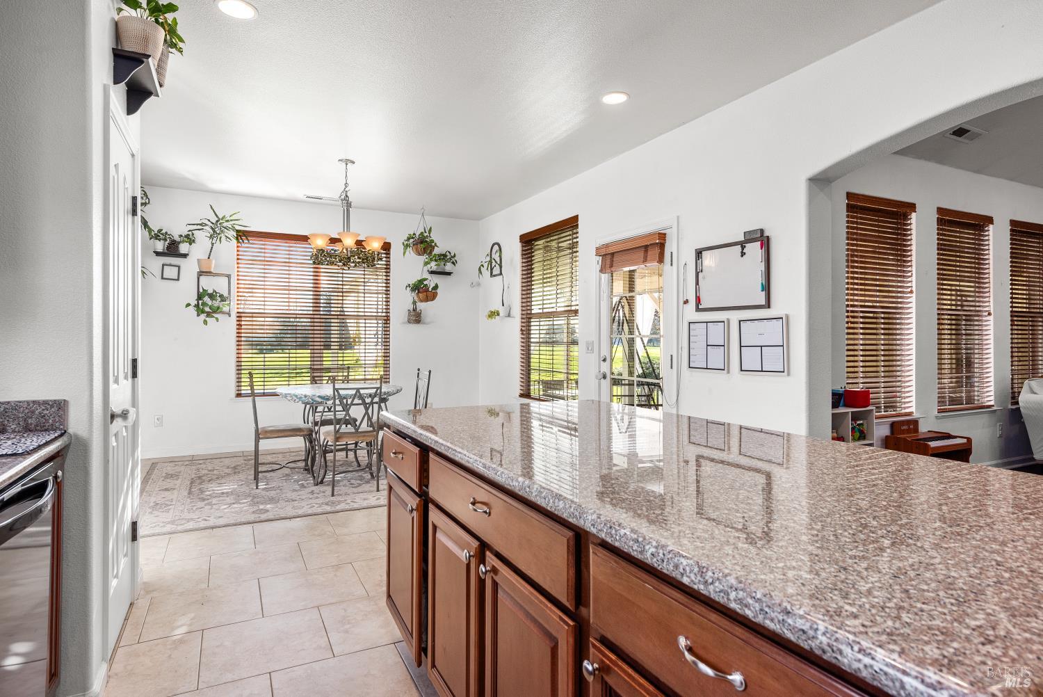 Detail Gallery Image 27 of 37 For 18094 Spyglass Rd, Hidden Valley Lake,  CA 95467 - 3 Beds | 2 Baths
