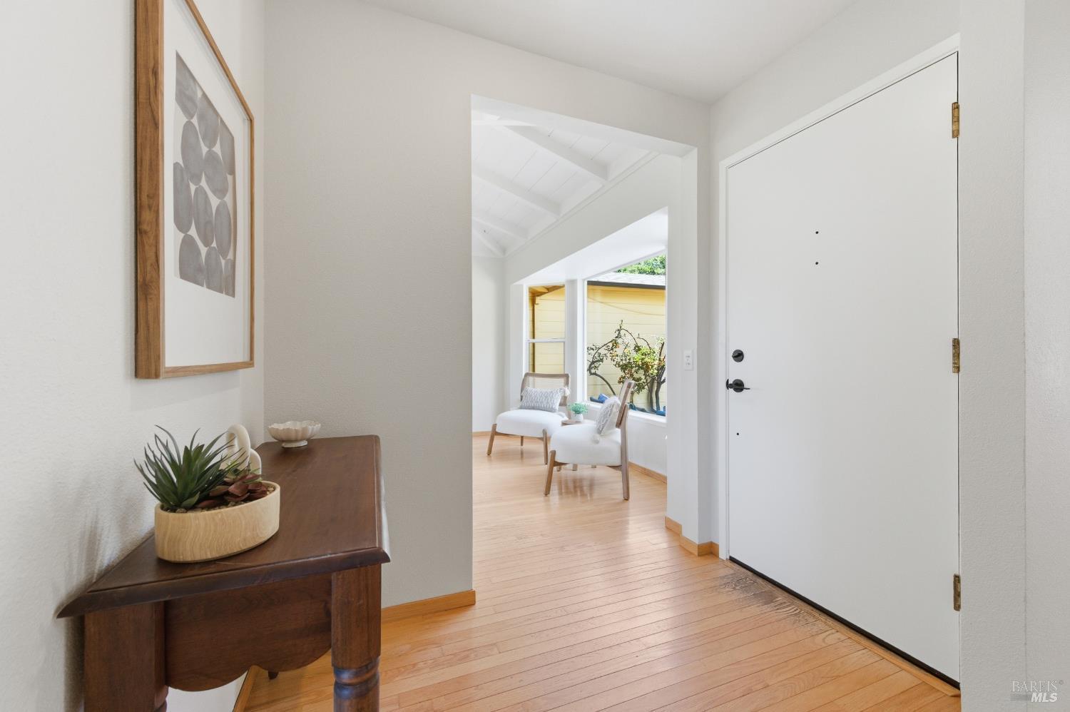 Detail Gallery Image 16 of 59 For 178 Reservoir Rd, San Rafael,  CA 94901 - 4 Beds | 3 Baths