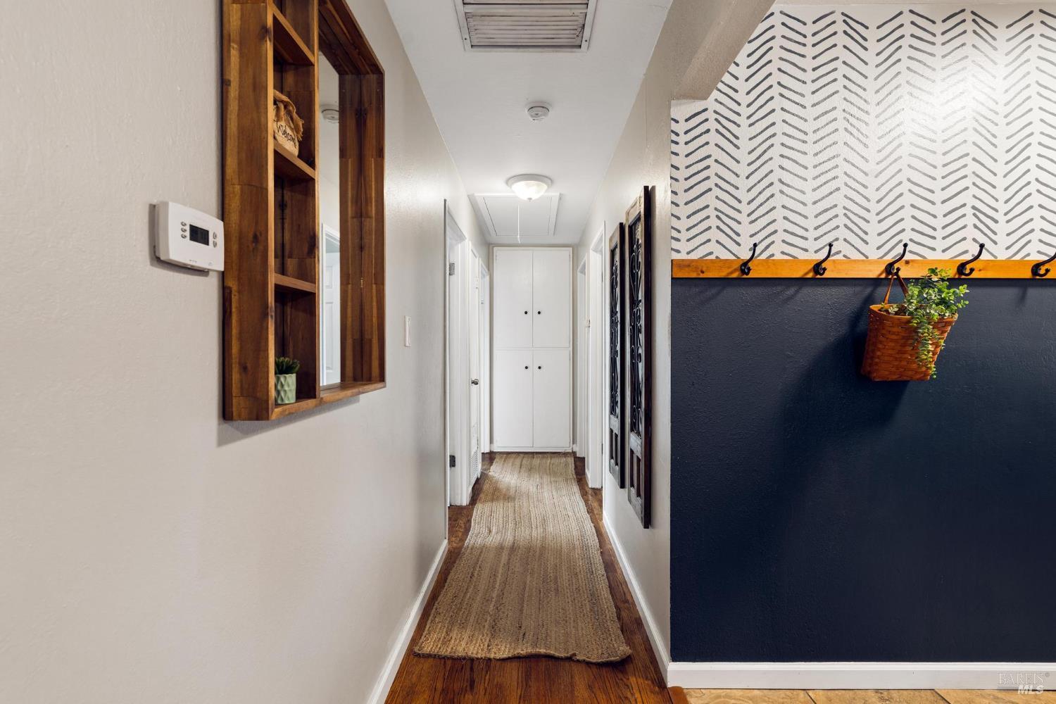 Detail Gallery Image 16 of 30 For 100 Anita Ct, Vacaville,  CA 95688 - 3 Beds | 2 Baths