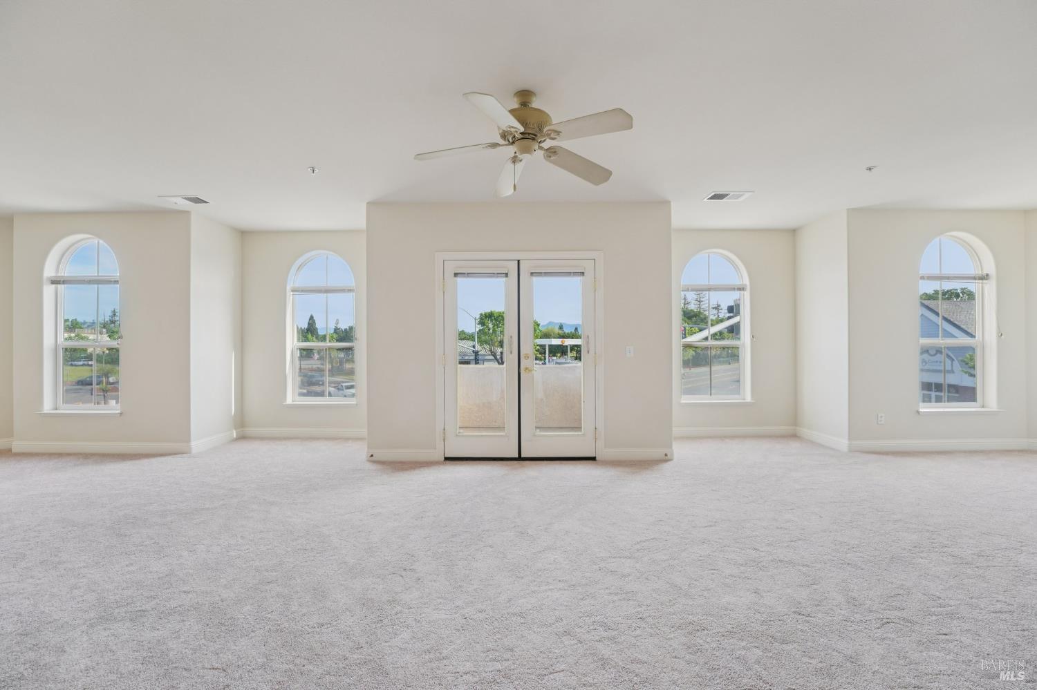 Detail Gallery Image 18 of 45 For 43 Johnson St, Windsor,  CA 95492 - 3 Beds | 2/1 Baths