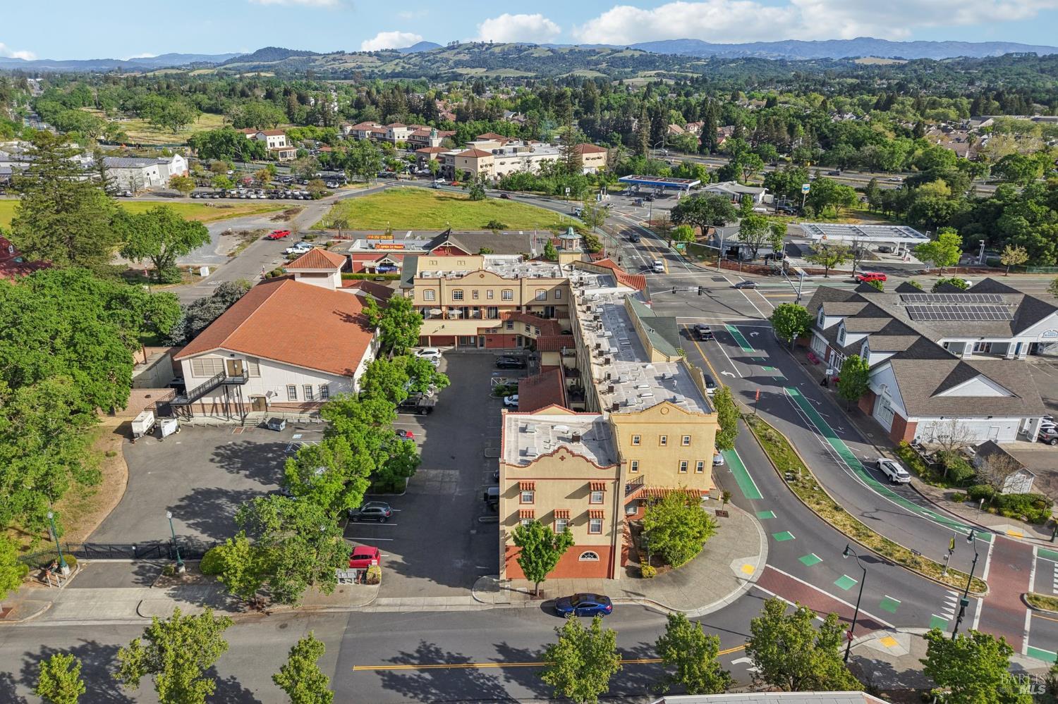 Detail Gallery Image 39 of 45 For 43 Johnson St, Windsor,  CA 95492 - 3 Beds | 2/1 Baths