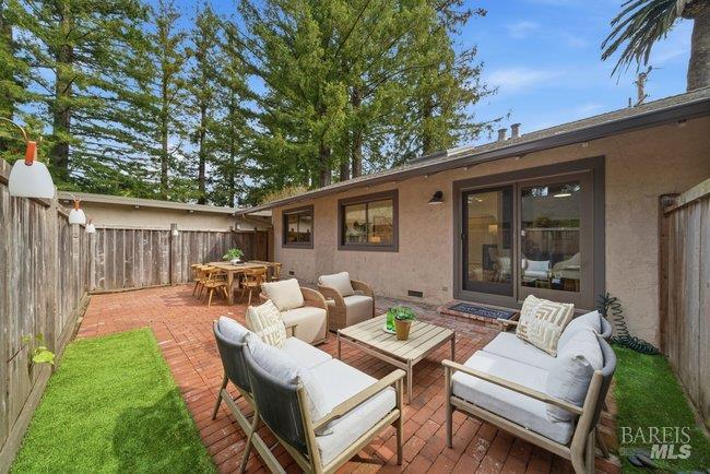 Detail Gallery Image 36 of 50 For 10 Catalpa Ave #7,  Mill Valley,  CA 94941 - 2 Beds | 1 Baths