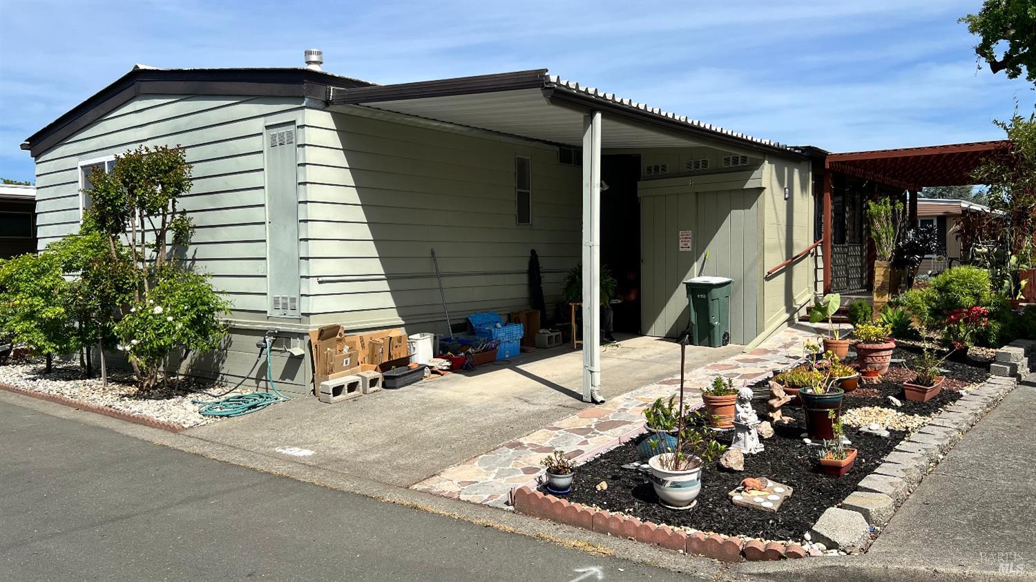 Detail Gallery Image 5 of 39 For 41 Cuernavaca Dr, Sonoma,  CA 95476 - 2 Beds | 2 Baths