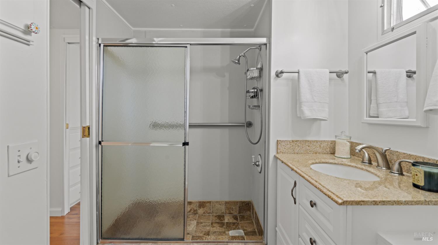 Detail Gallery Image 19 of 44 For 204 Barcelona Ave, Novato,  CA 94949 - 2 Beds | 2 Baths