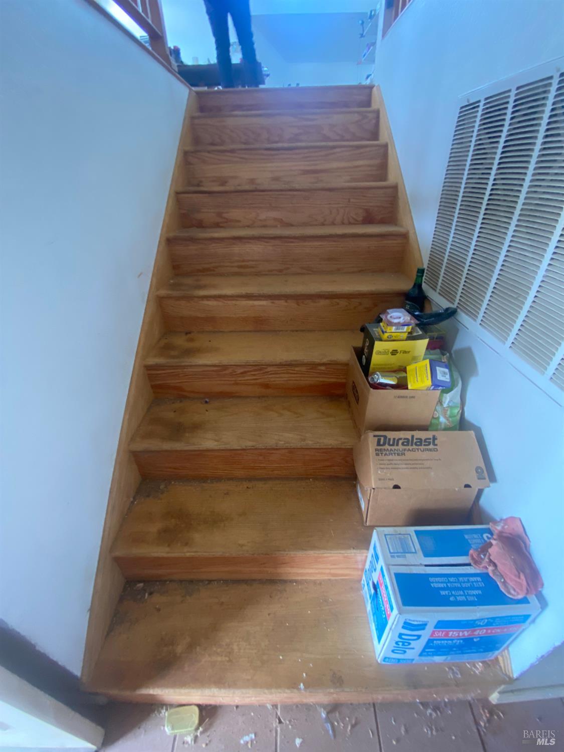 Detail Gallery Image 22 of 29 For 17396 Meadow View Dr, Hidden Valley Lake,  CA 95467 - 4 Beds | 4 Baths