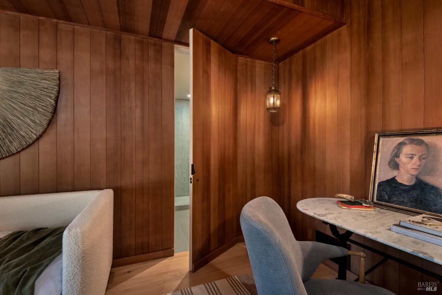 Detail Gallery Image 22 of 43 For 18492 White Oak Dr, Sonoma,  CA 95476 - 4 Beds | 4/1 Baths