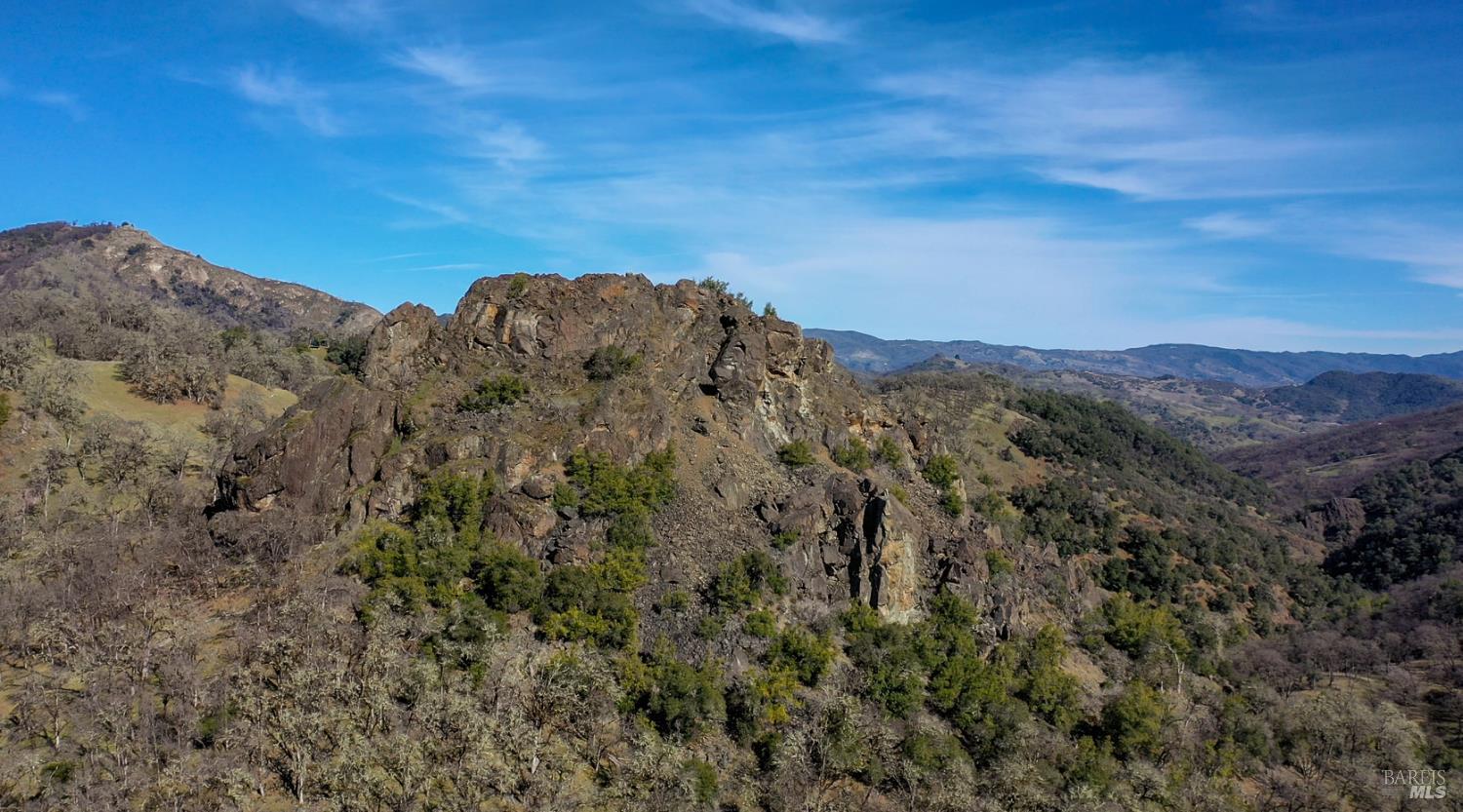 Detail Gallery Image 12 of 37 For 12950 Eagle Rock Rd, Hopland,  CA 95449 - – Beds | – Baths