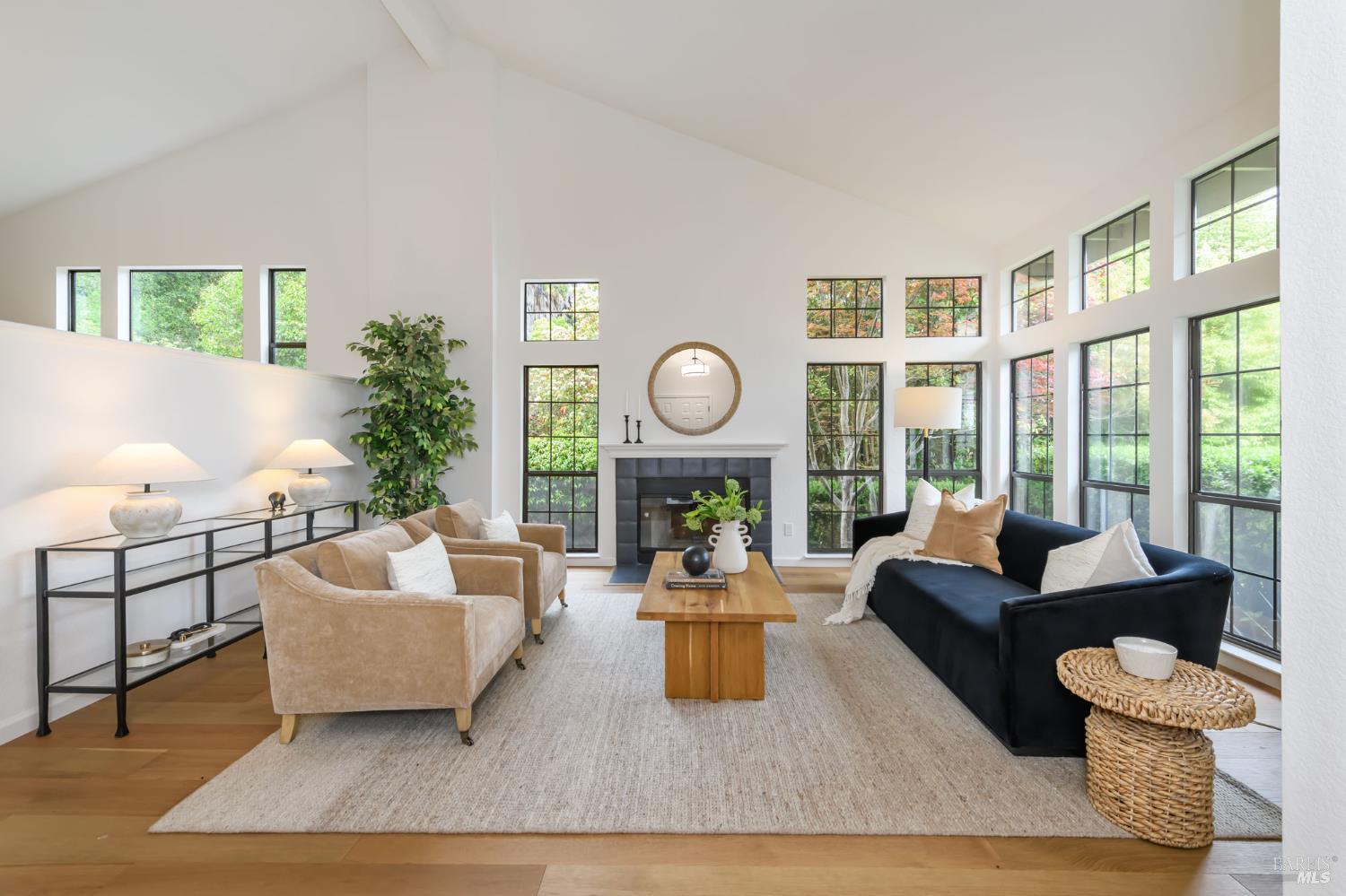 Detail Gallery Image 3 of 45 For 493 Fieldstone Dr, Novato,  CA 94945 - 4 Beds | 3 Baths