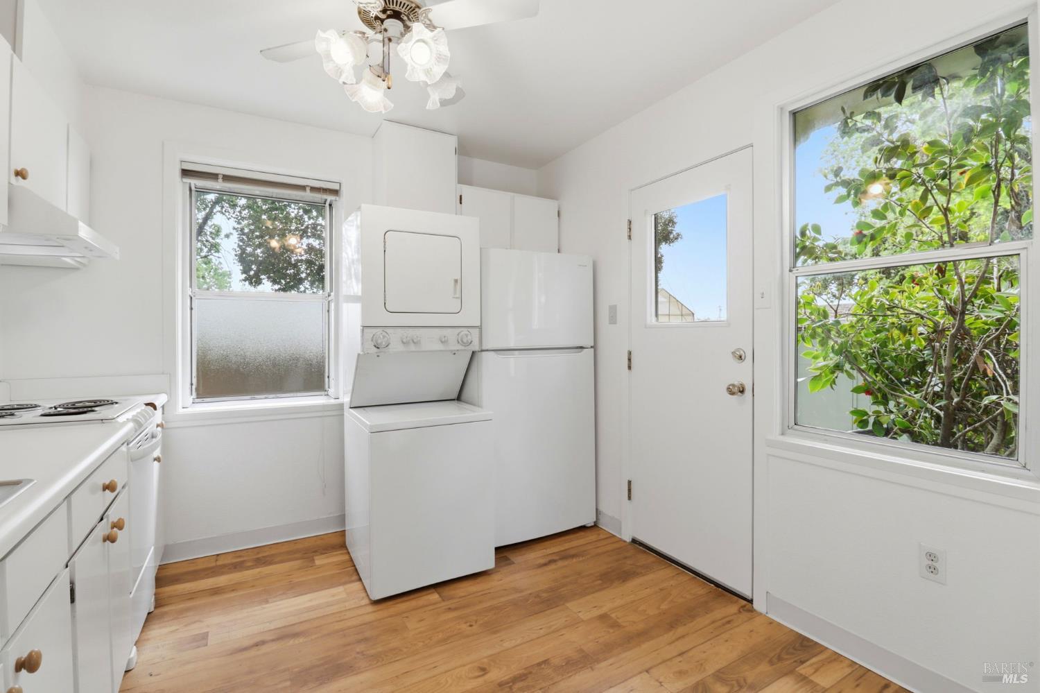 Detail Gallery Image 19 of 27 For 88 Martin Dr, Novato,  CA 94949 - 2 Beds | 1 Baths