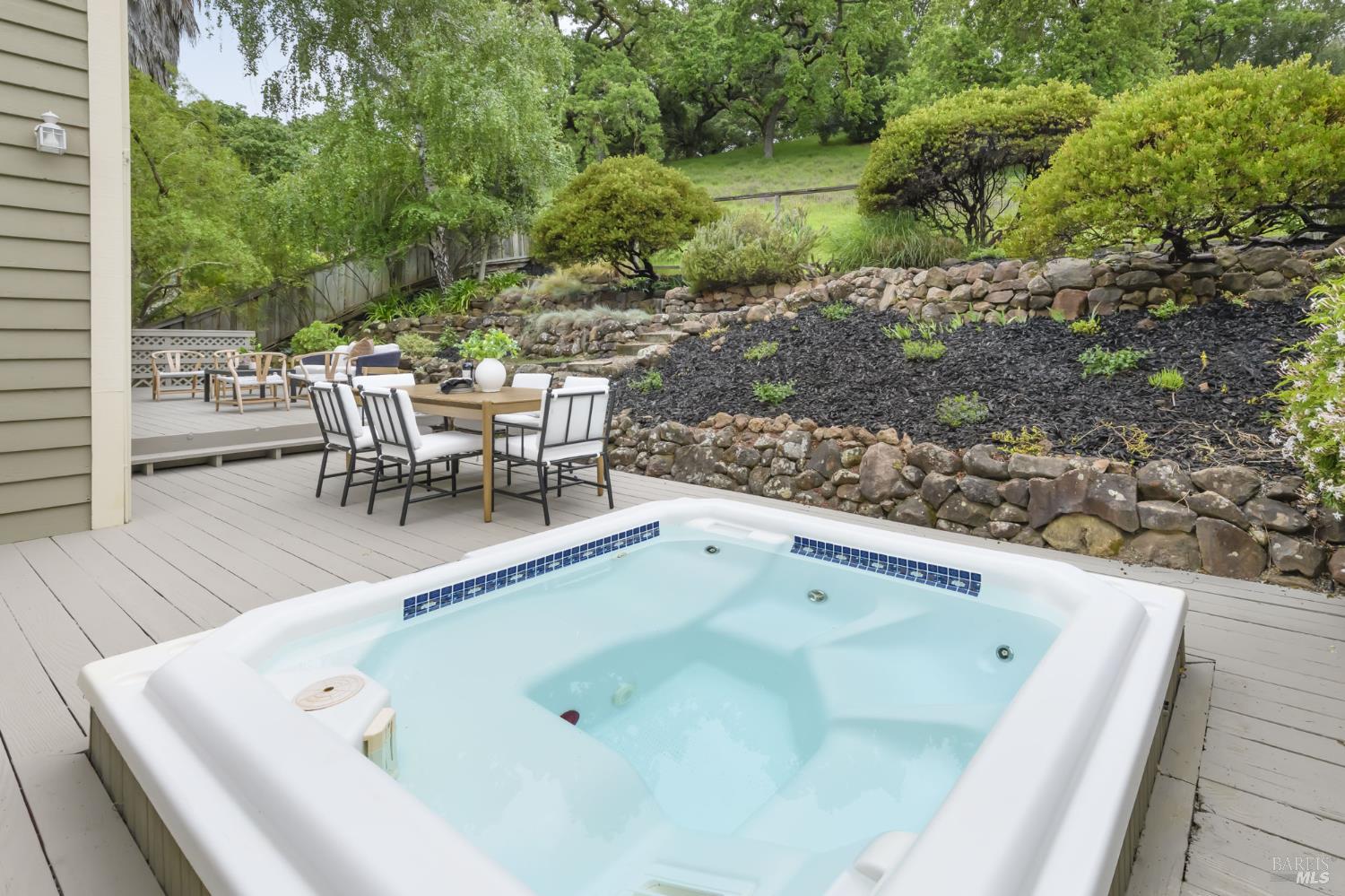 Detail Gallery Image 21 of 45 For 493 Fieldstone Dr, Novato,  CA 94945 - 4 Beds | 3 Baths