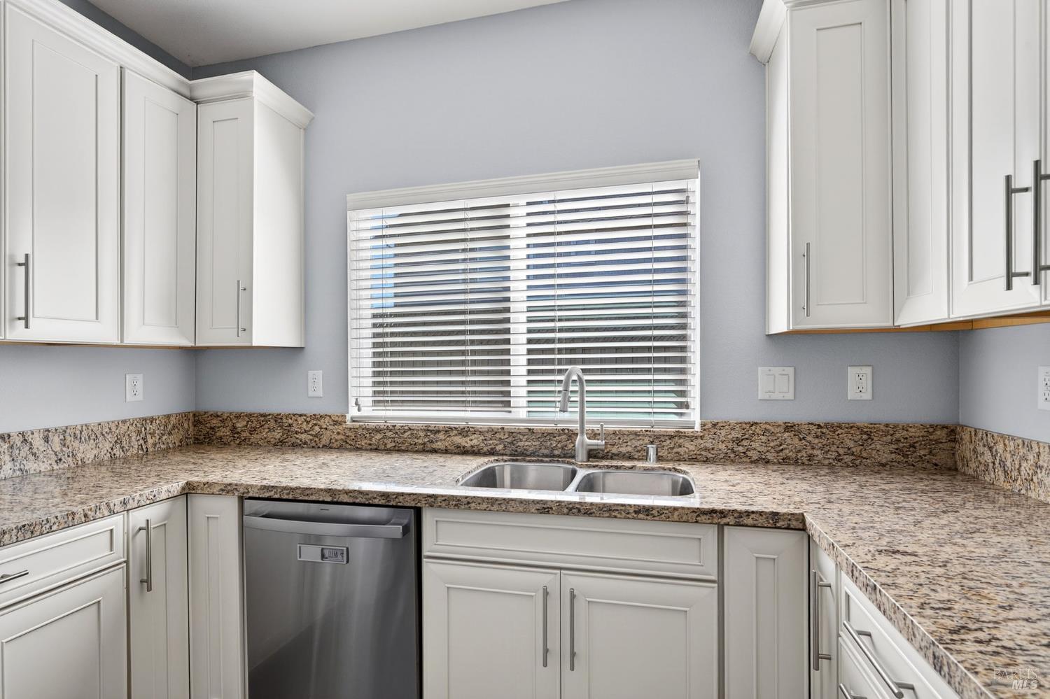 Detail Gallery Image 15 of 39 For 1932 Camino Del Prado Unkn, Santa Rosa,  CA 95403 - 3 Beds | 2 Baths