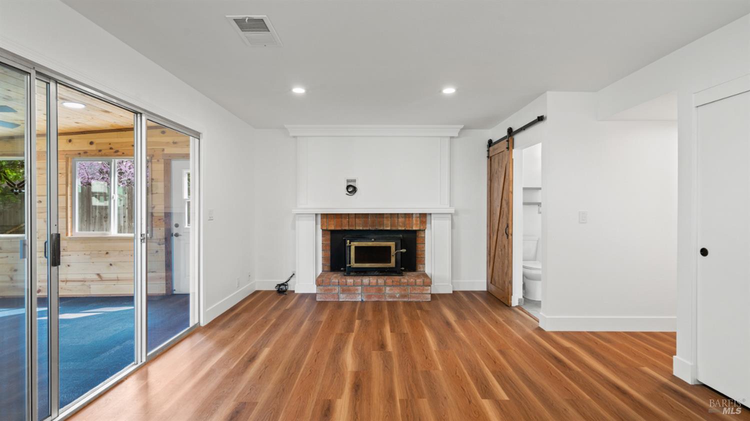 Detail Gallery Image 24 of 54 For 287 N Alamo Dr, Vacaville,  CA 95688 - 4 Beds | 2/1 Baths