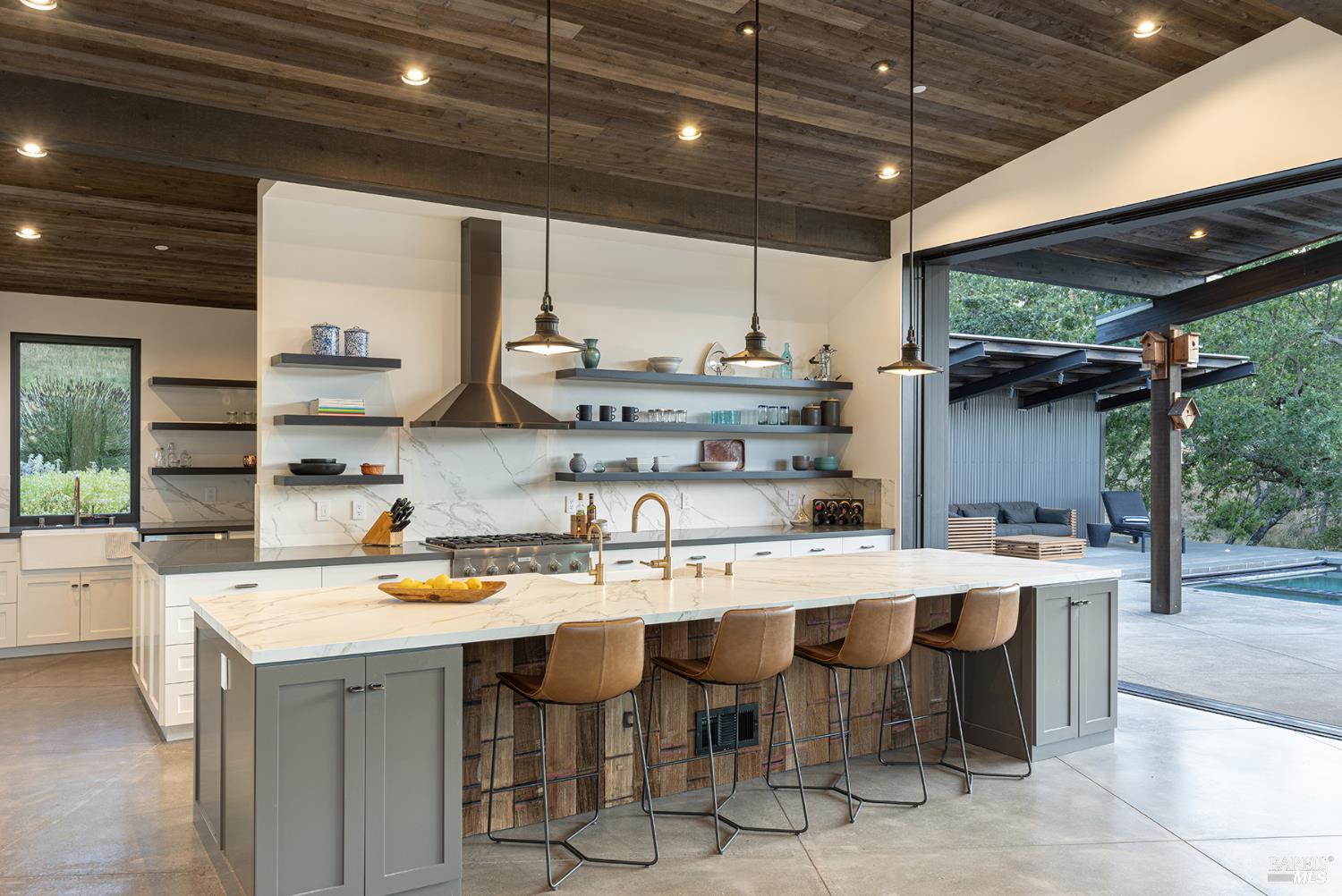 Detail Gallery Image 11 of 74 For 4125 Wallace Rd, Santa Rosa,  CA 95404 - 3 Beds | 4/1 Baths