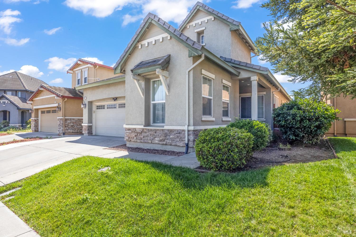 Detail Gallery Image 3 of 51 For 5161 Freitas Way, Fairfield,  CA 94533 - 3 Beds | 2 Baths