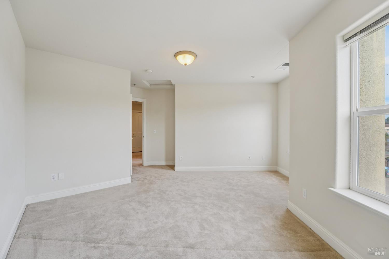 Detail Gallery Image 26 of 45 For 43 Johnson St, Windsor,  CA 95492 - 3 Beds | 2/1 Baths