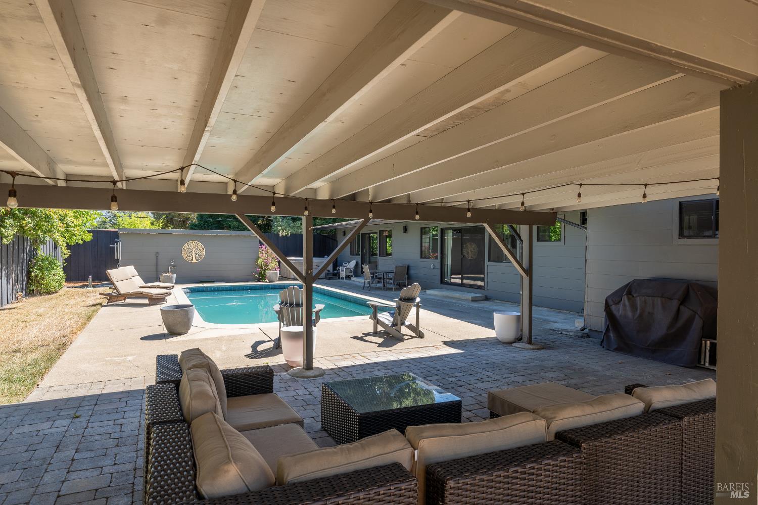 Detail Gallery Image 7 of 40 For 788 Walnut Ave, Ukiah,  CA 95482 - 3 Beds | 3/2 Baths