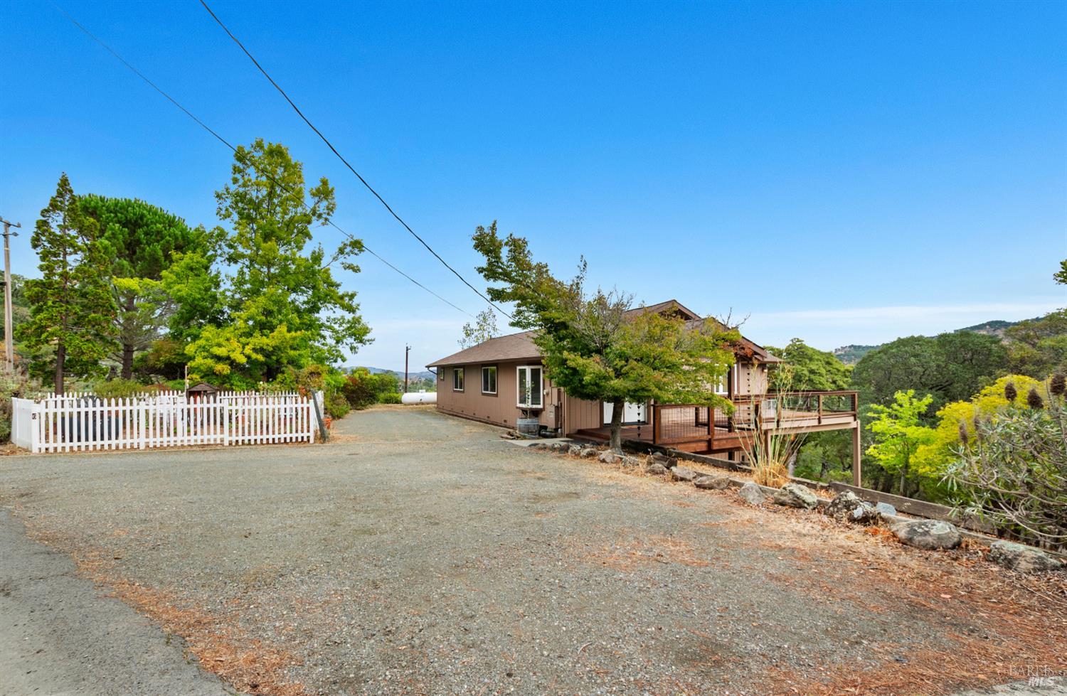 Detail Gallery Image 38 of 54 For 6 Blackwood Ct, Napa,  CA 94558 - 3 Beds | 2 Baths