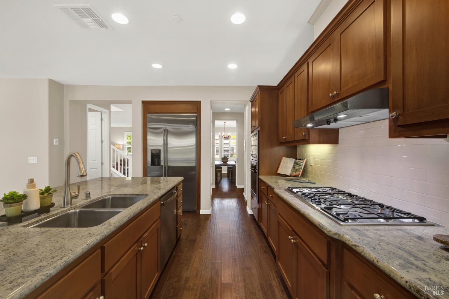 Detail Gallery Image 27 of 82 For 18 Riverton Ct, Napa,  CA 94558 - 4 Beds | 2/1 Baths