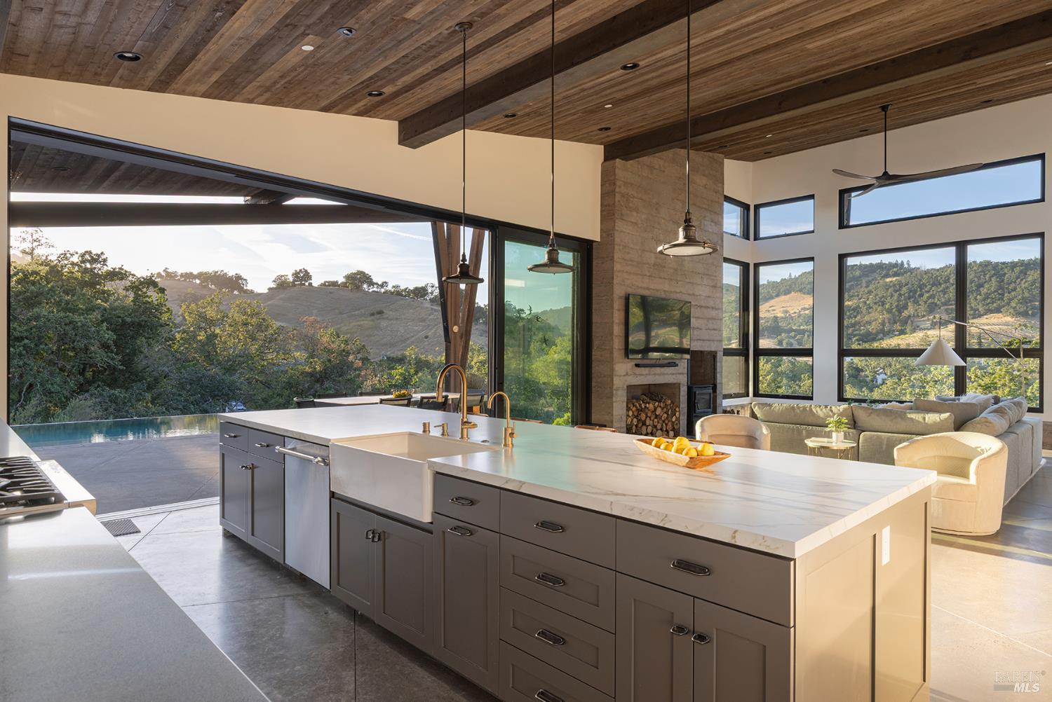 Detail Gallery Image 27 of 74 For 4125 Wallace Rd, Santa Rosa,  CA 95404 - 3 Beds | 4/1 Baths