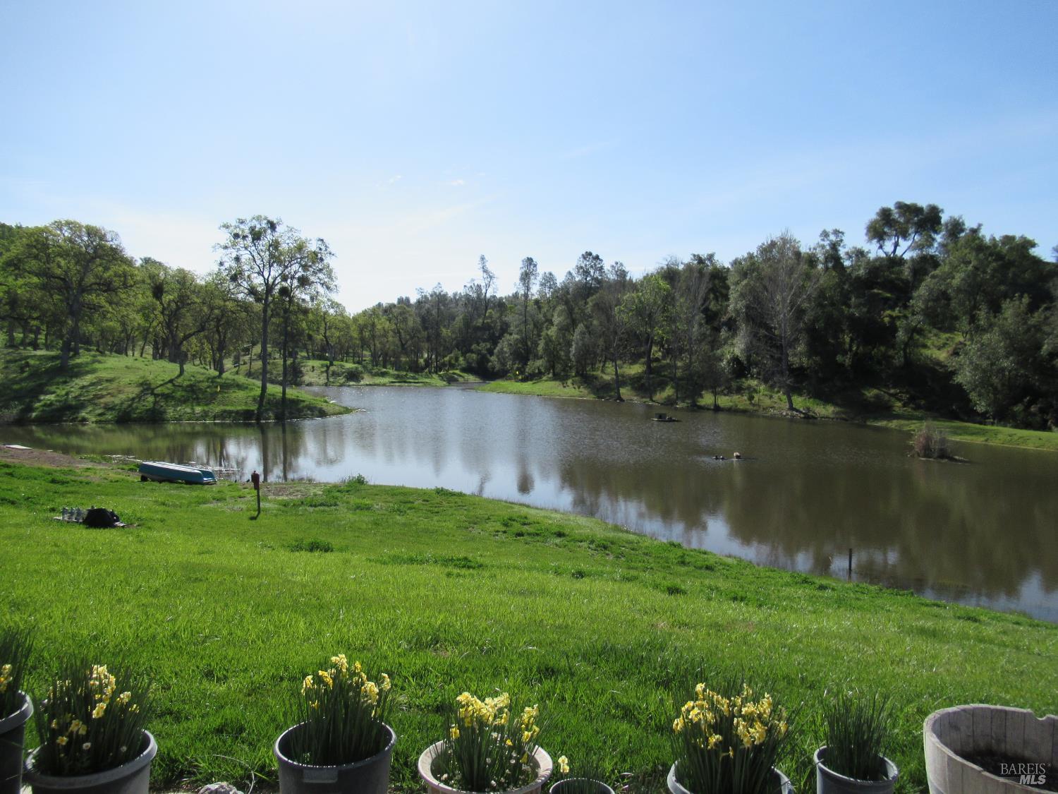 Detail Gallery Image 14 of 49 For 18300 Morgan Valley Rd, Lower Lake,  CA 95457 - 2 Beds | 2 Baths